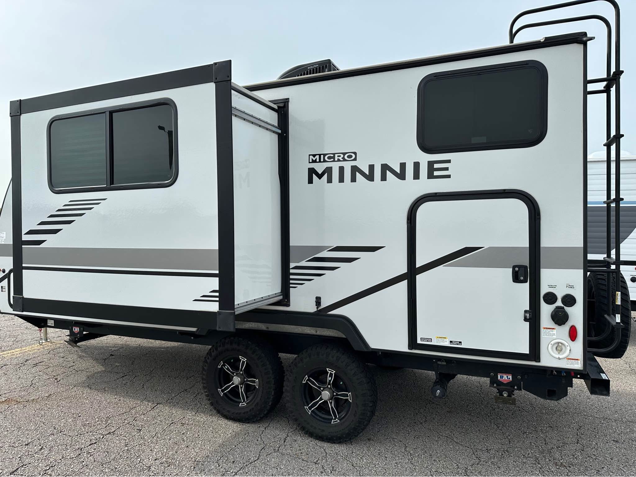 ‘22 Winnebago Micro Mini - RVs & Campers - Van Buren, Arkansas ...