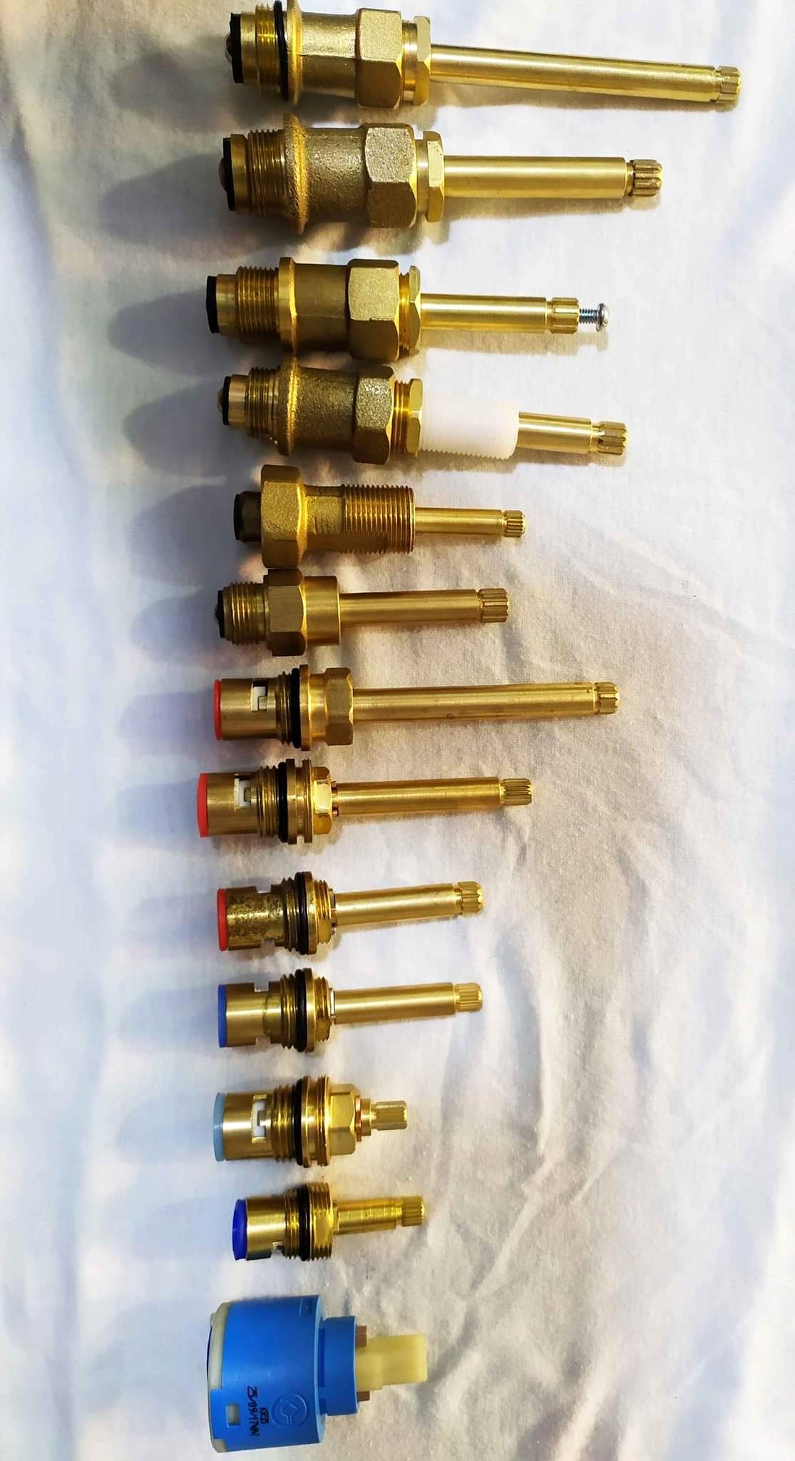 Vástago repuestos para grifería - Shower Heads - Caracas | Facebook ...