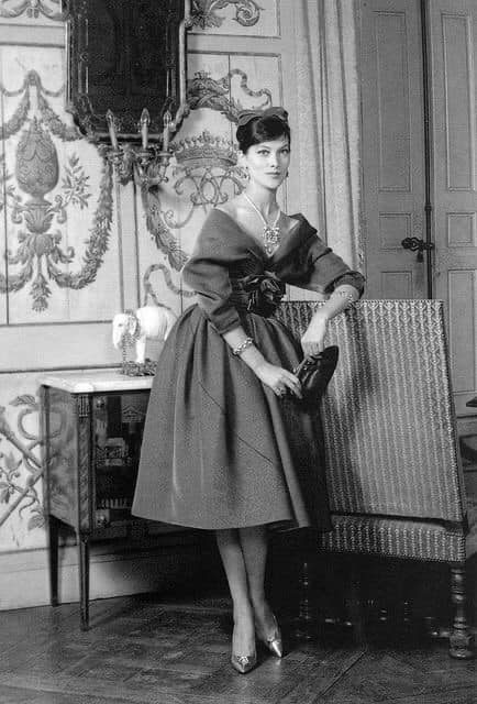 Patron De Couture Vintage Vogue 1973 Par Nina Ricci - Modèle 2886, Robe Taille 36, Non Découpé