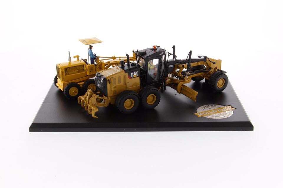 READY IN STORE NOW🎉🎉 #85560 1:50 CAT Motor Grader Evolution