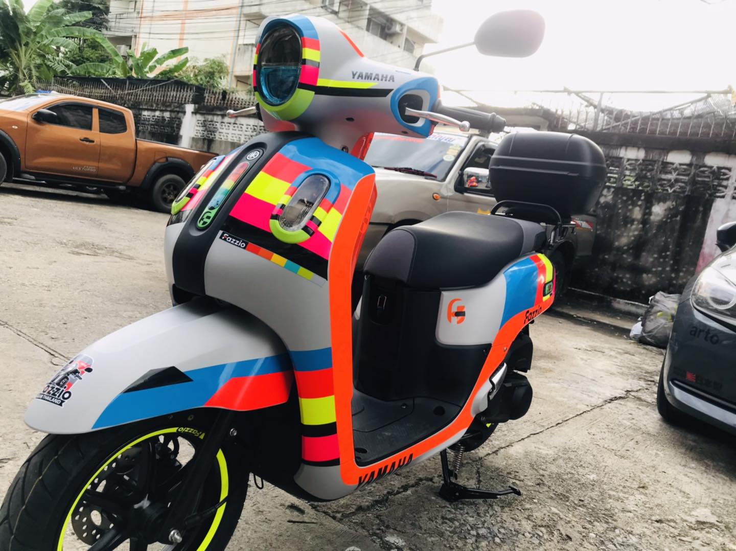 BBM Racing - New yamaha fazzio 125 จัดสติ๊กเกอร์รอบคัน... | Facebook