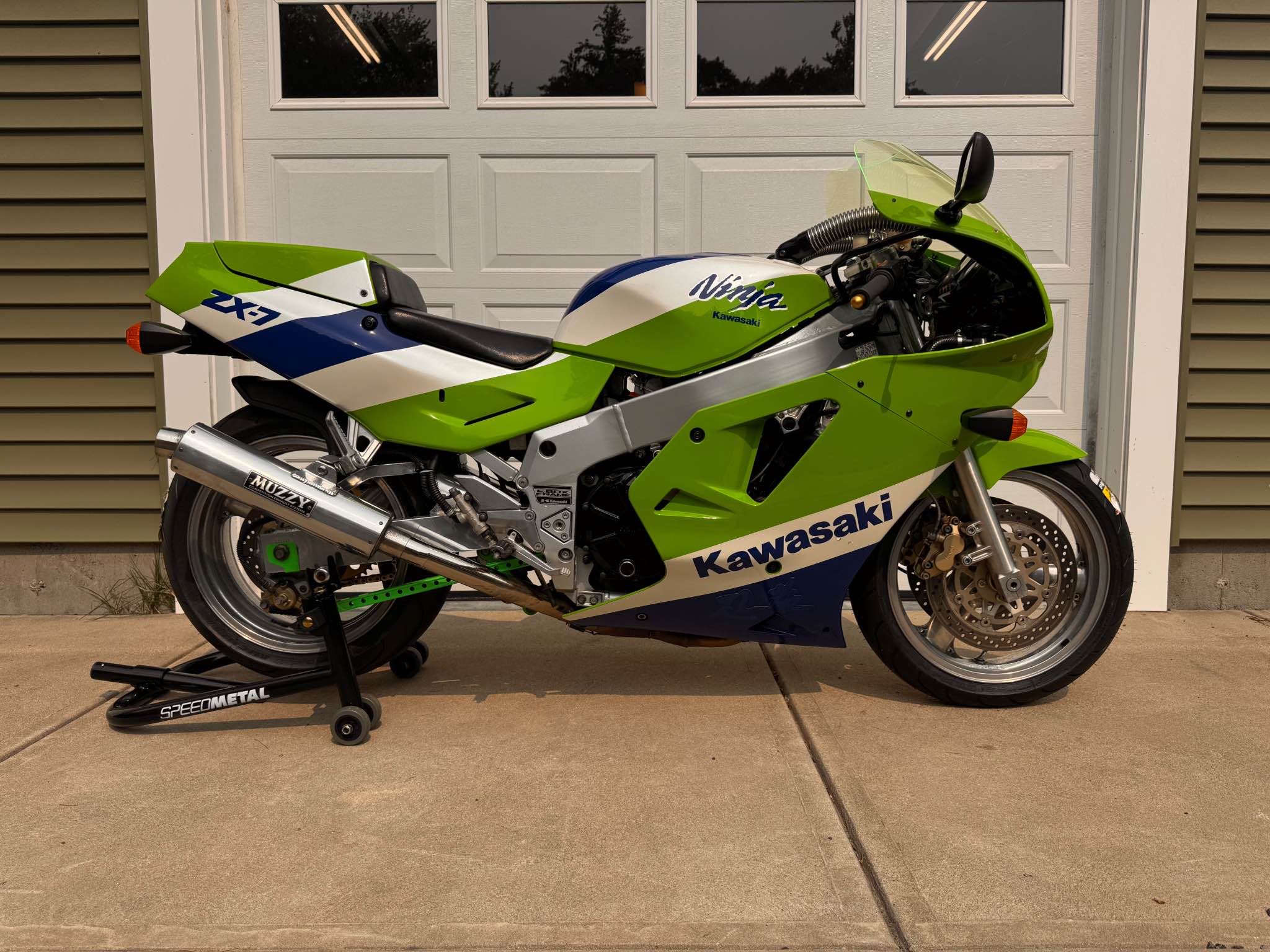 1989 Kawasaki ZX7 H1 Ninja ZXR750H1 ZXR750 ZX-7R - Motorcycles