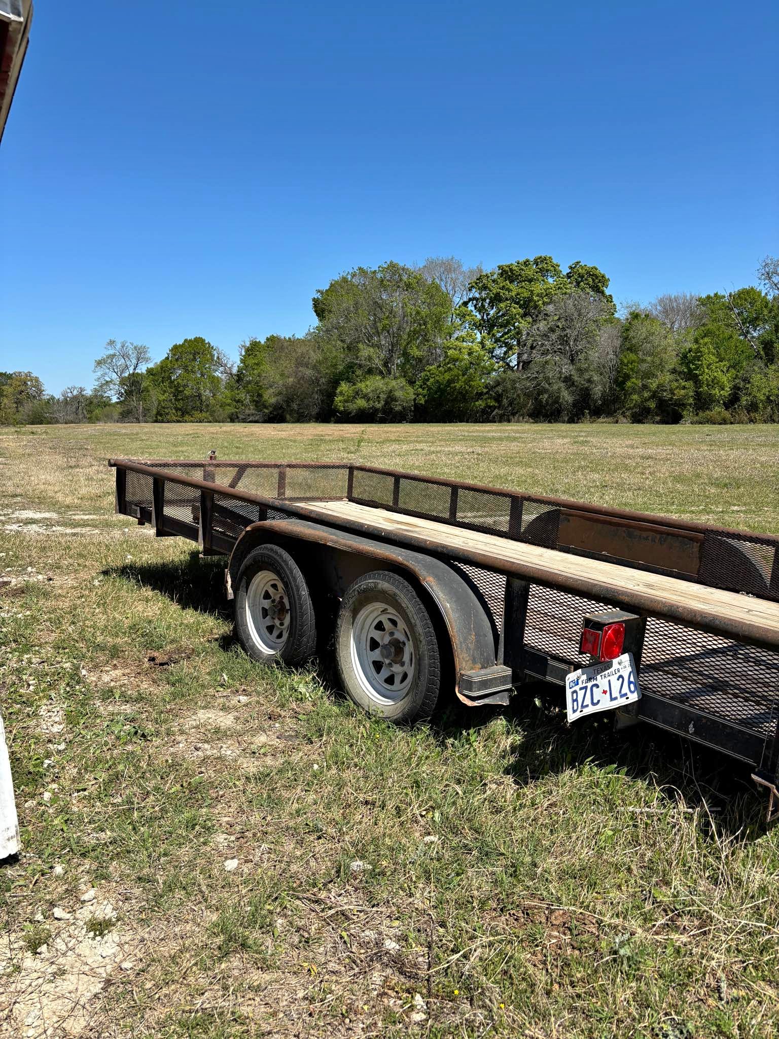 Texas Bragg Trailer 20ft w/ ramp - Trailers - Bryan, Texas | Facebook ...