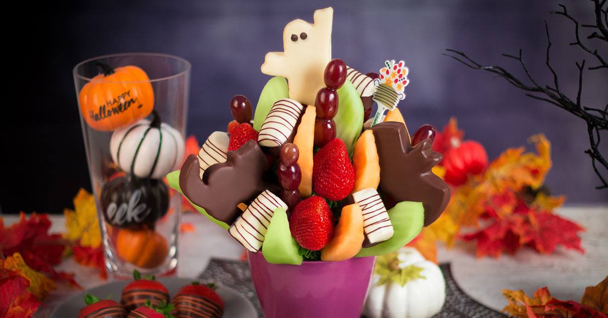 Attending a Halloween party this... Edible Arrangements Facebook