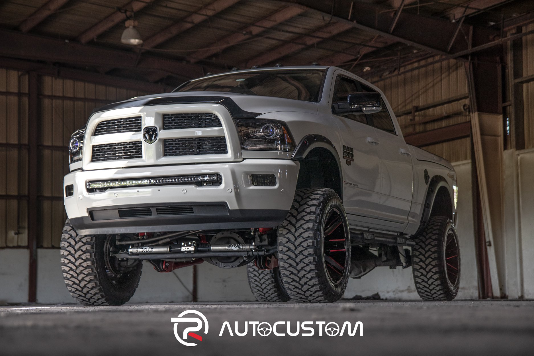 PR Auto Custom - -Otra maquina que sale con sus aros...