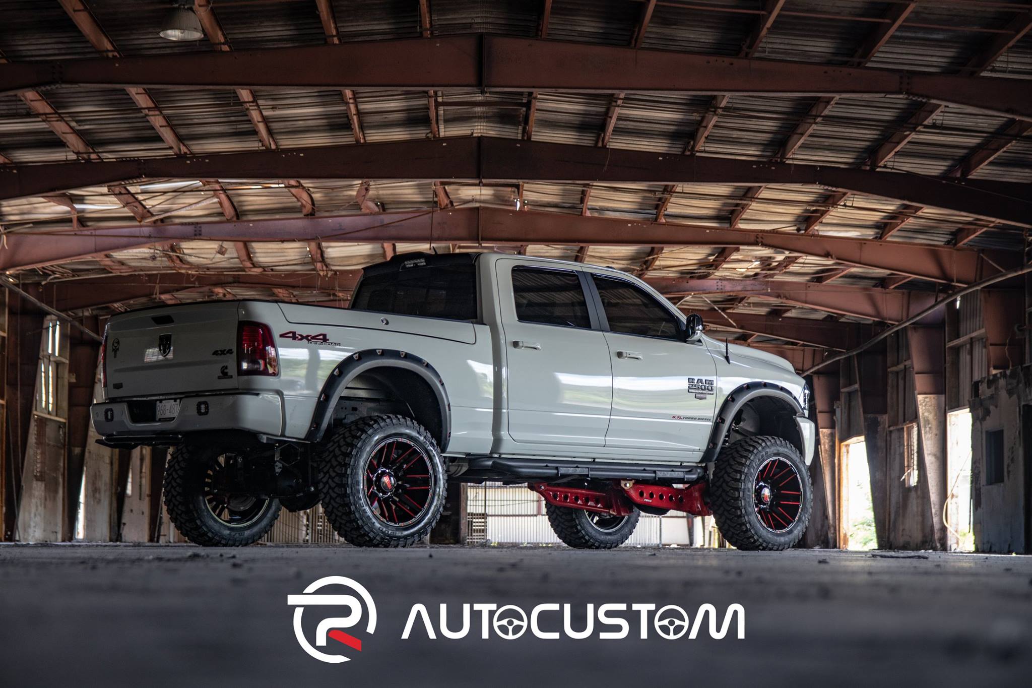 PR Auto Custom - -Otra maquina que sale con sus aros...