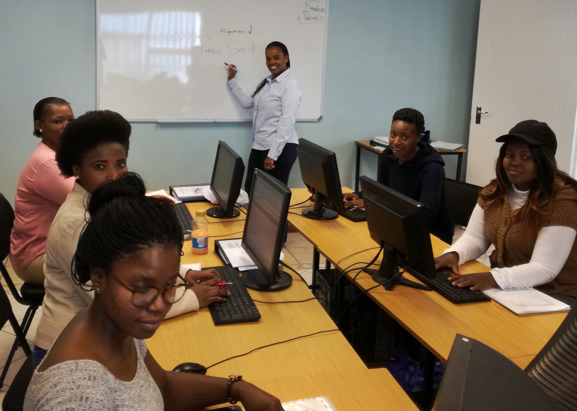MS OFFICE COURSE The MS... - Quest Computer Skills Centre