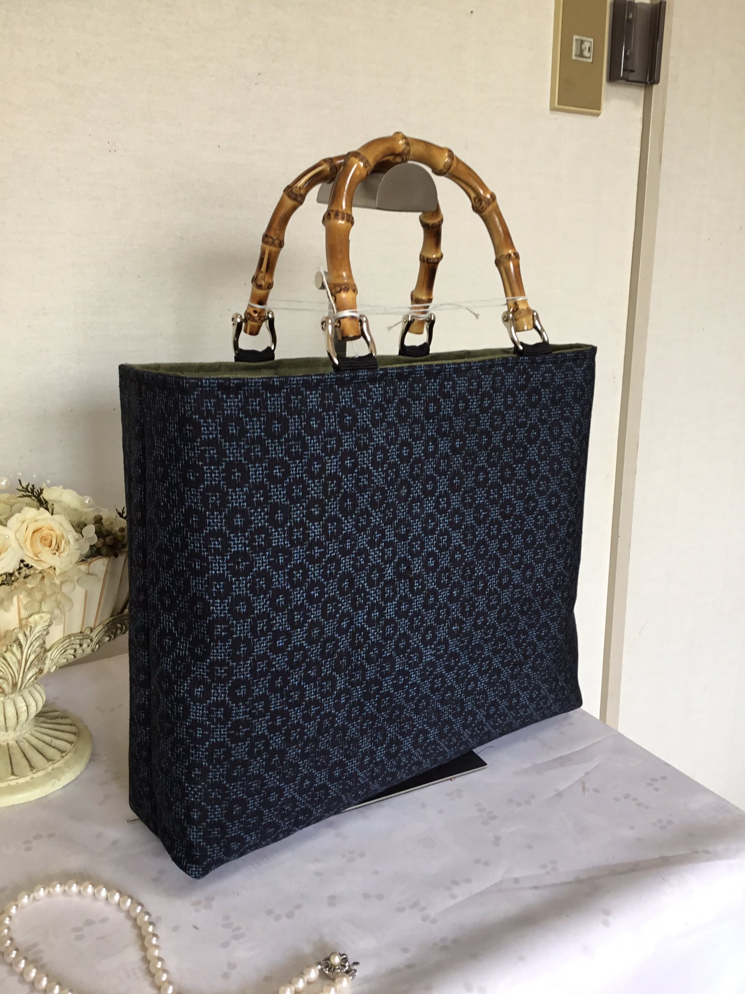 🌼ハンドメイドブランド・花ぷらら・シンプルで使いやすい・洋服でも