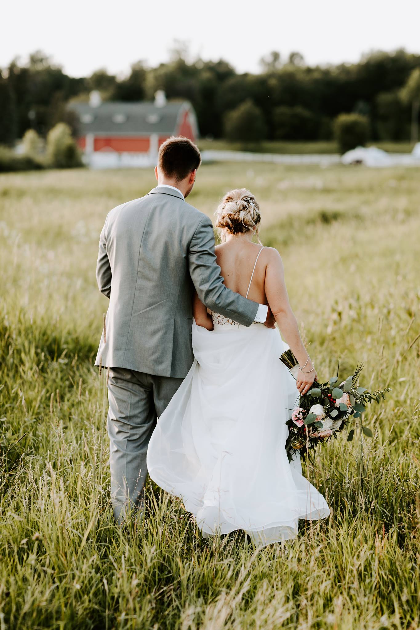 Dellwood Barn Weddings