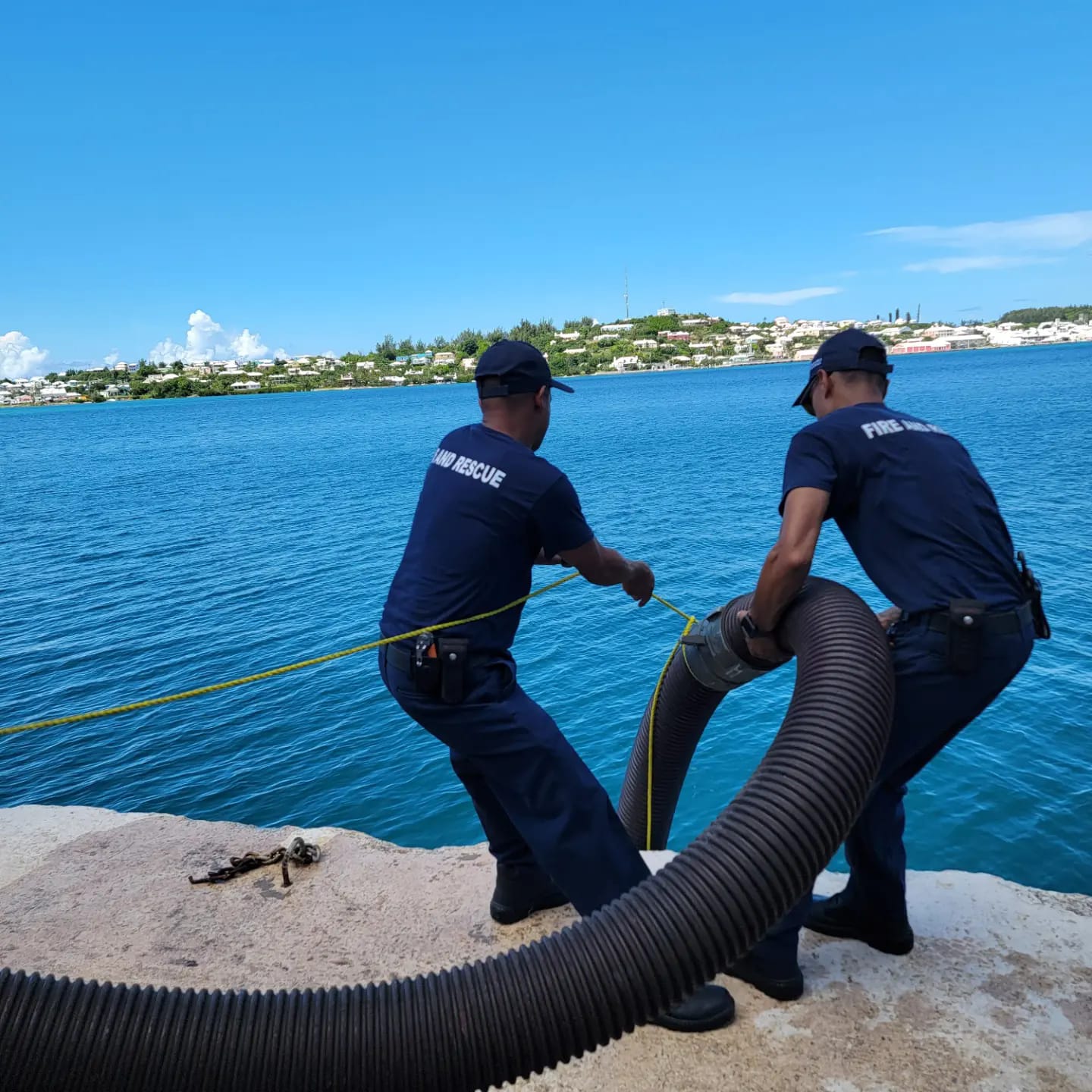 Bermuda Fire & Rescue... - Bermuda Fire & Rescue Service