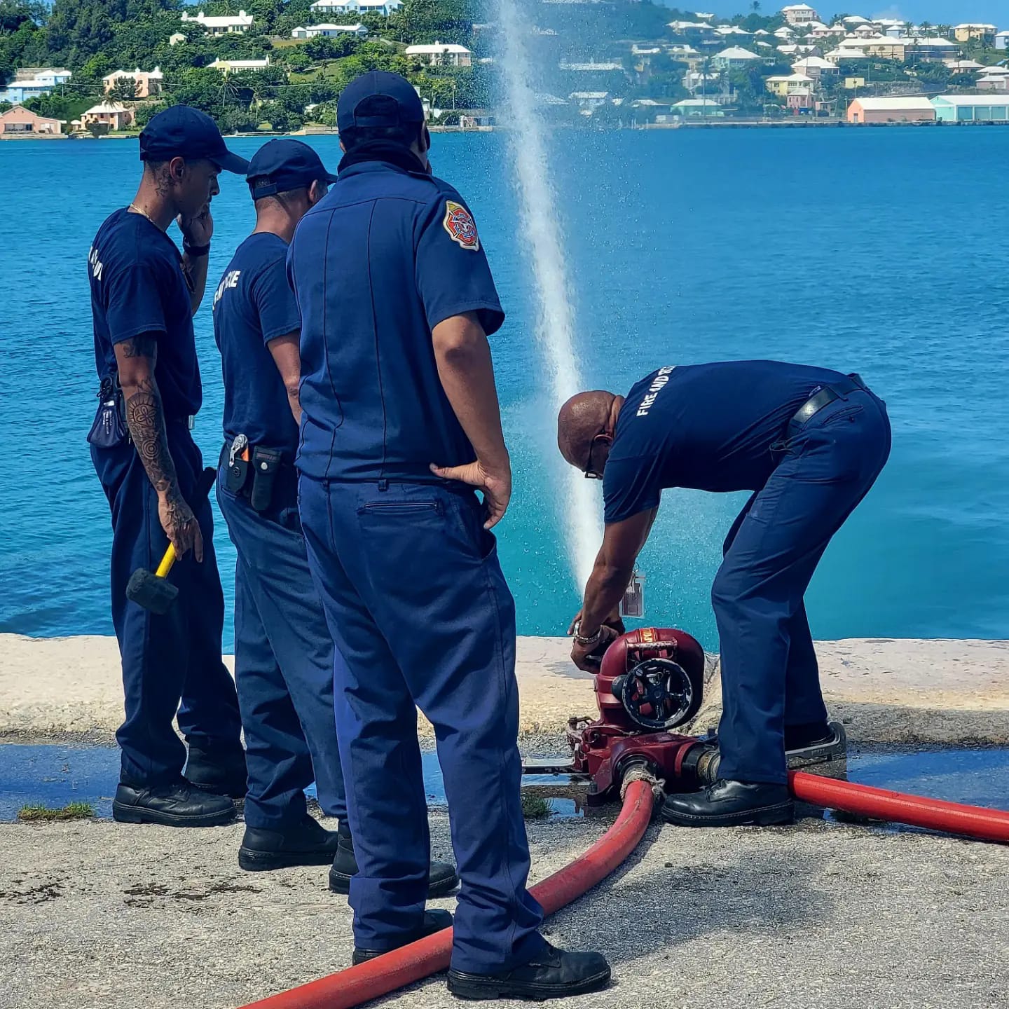 Bermuda Fire & Rescue... - Bermuda Fire & Rescue Service