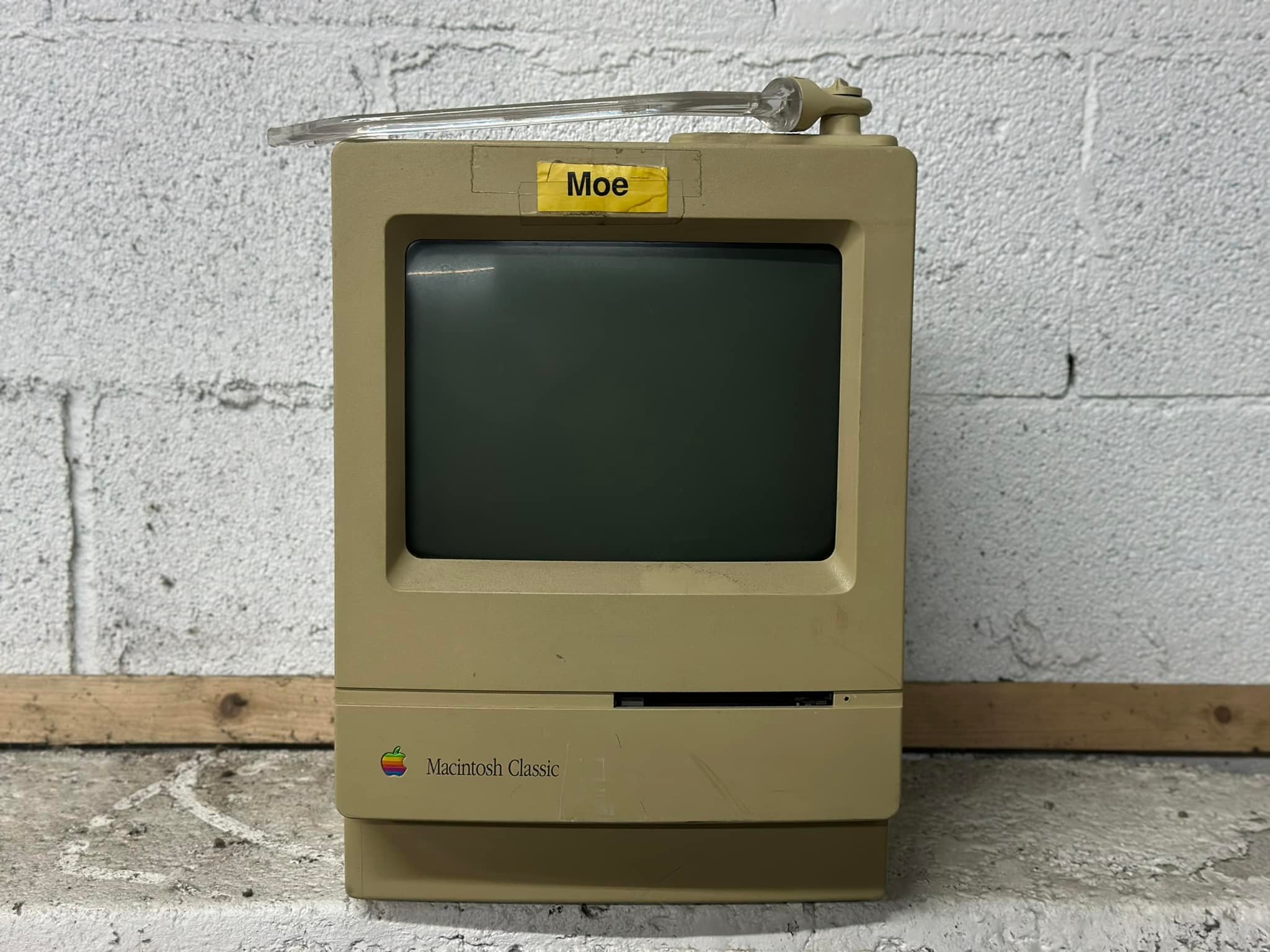 Macintosh Powerbook 3400c in pristine condition found