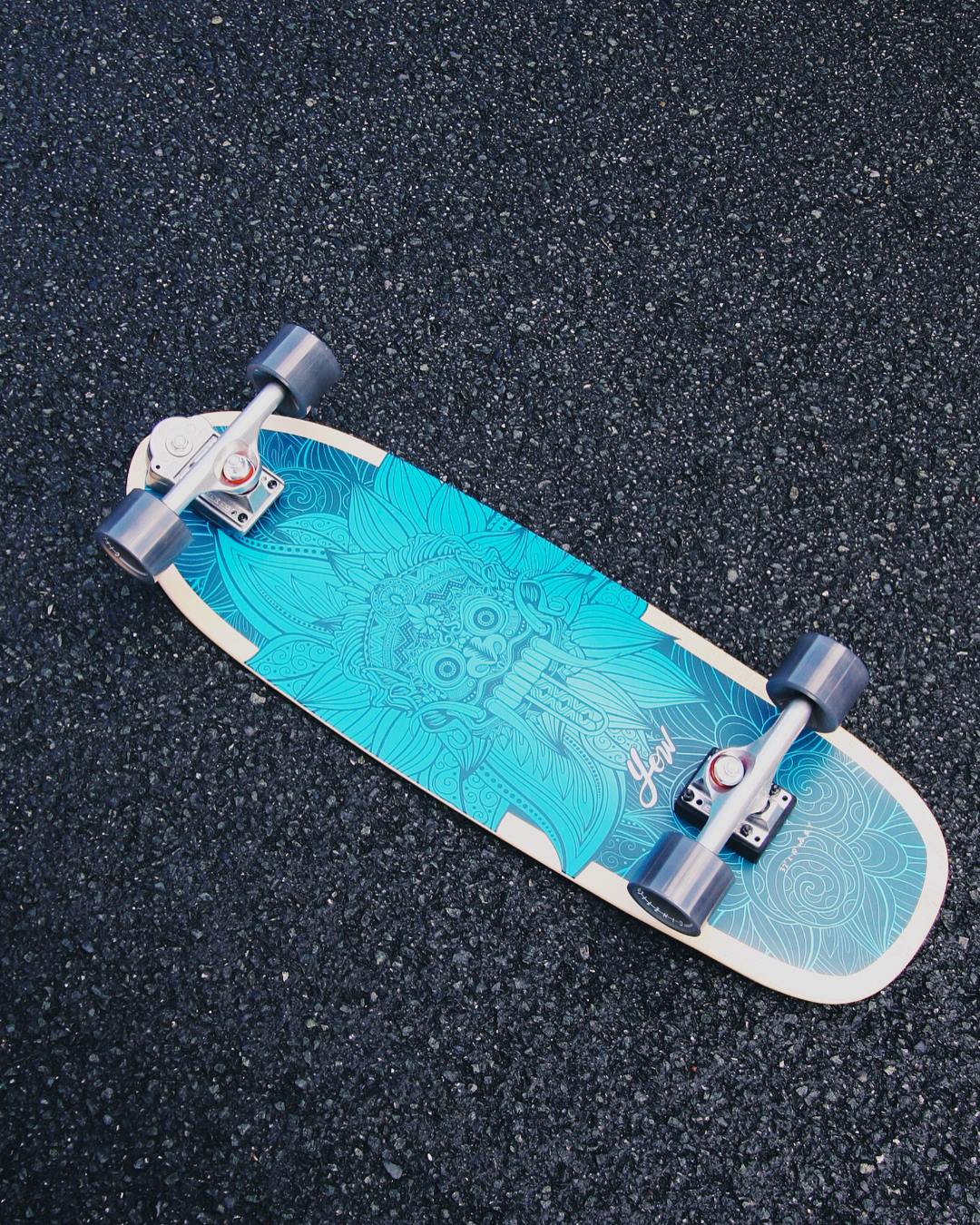 Board Review ~ Lakey Peak The Yow Lakey Peak surfskate is wide