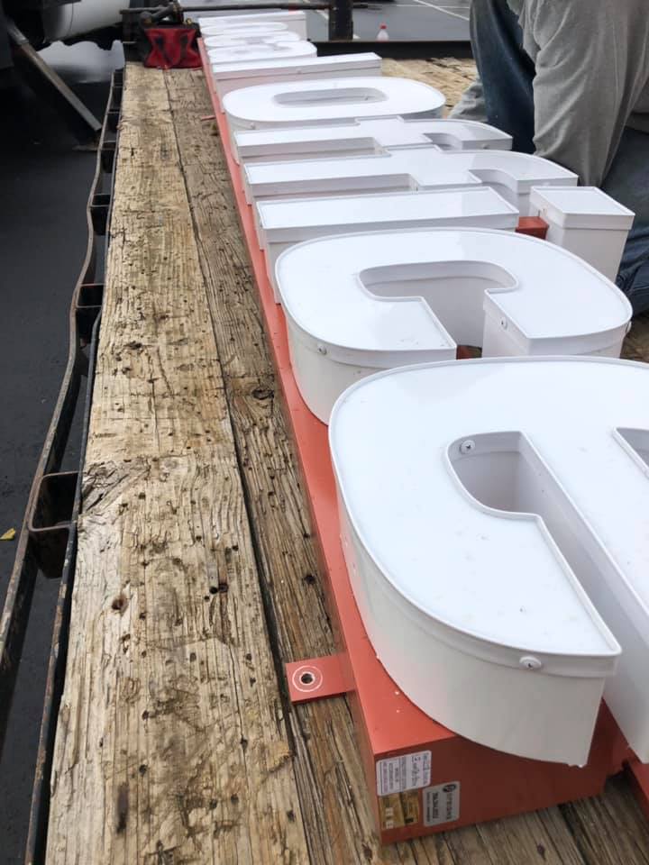RP Signs - New signage installed today forGEICO Insurance...