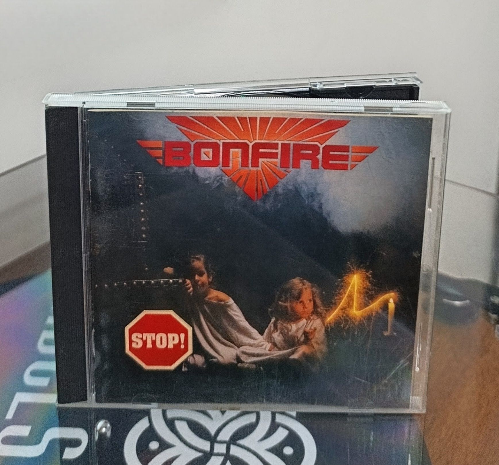 Bonfire - Don't Touch The Light (1986)🇩🇪