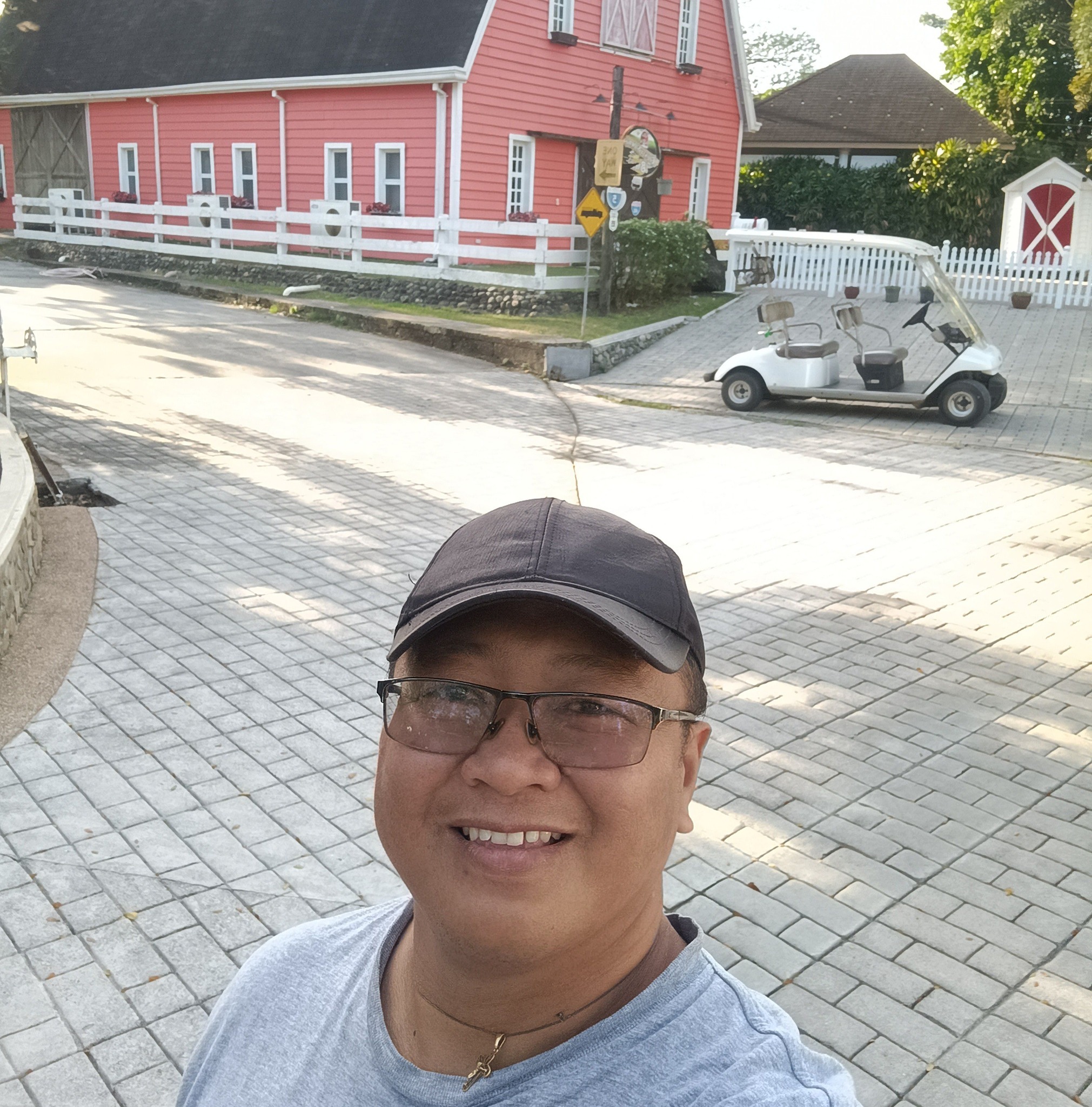 Dela Rosa Ricky