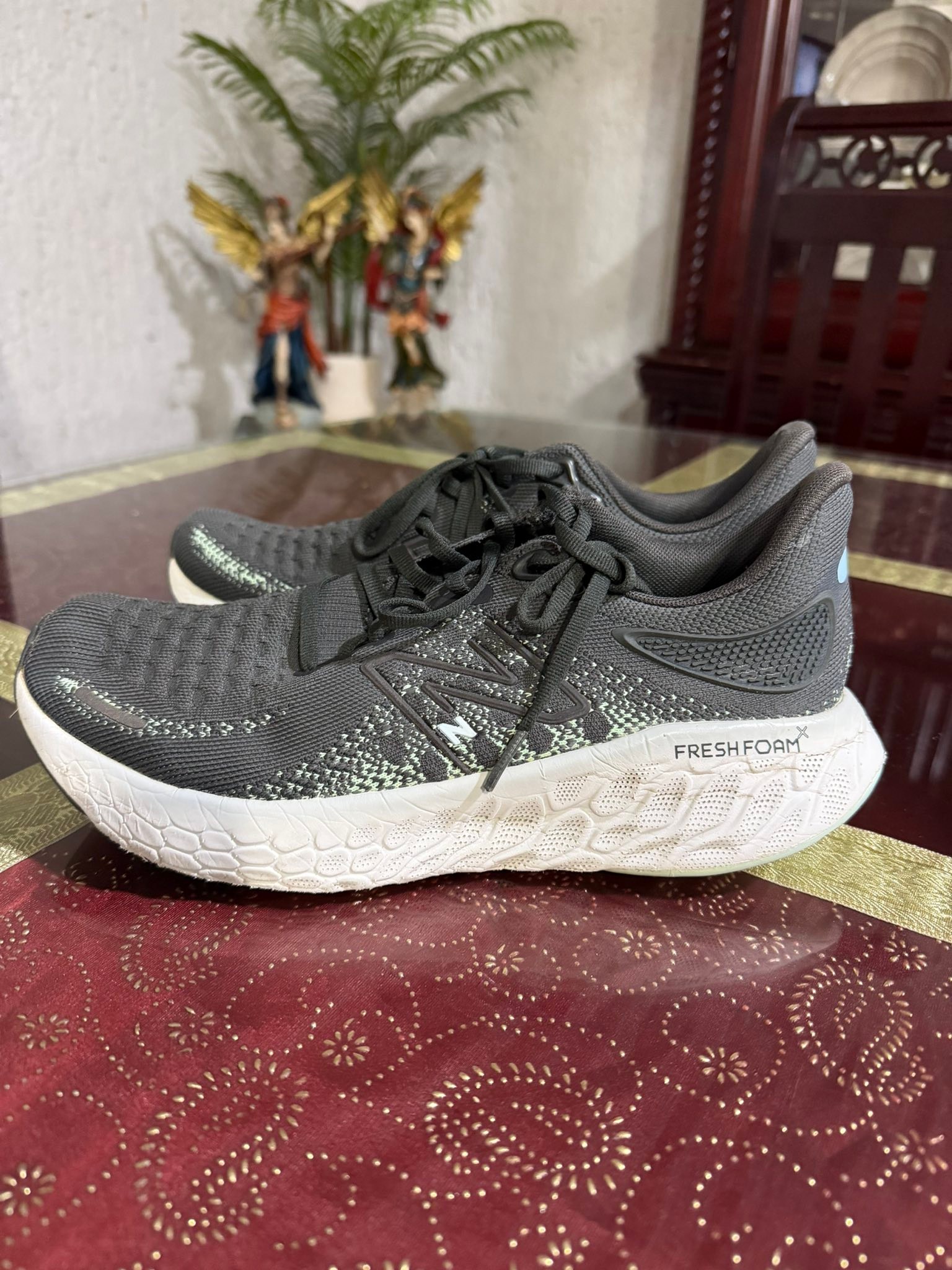 Tenís new balance grises 25.5 cm