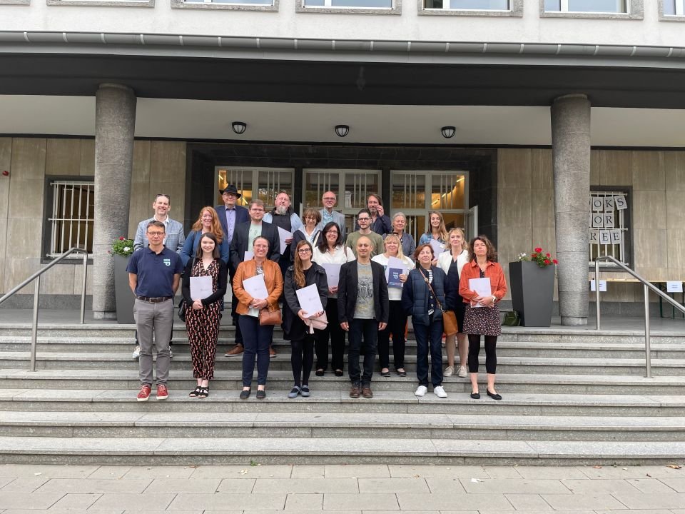 INLL - Institut national des langues Luxembourg - Gratulatiounen un d ...