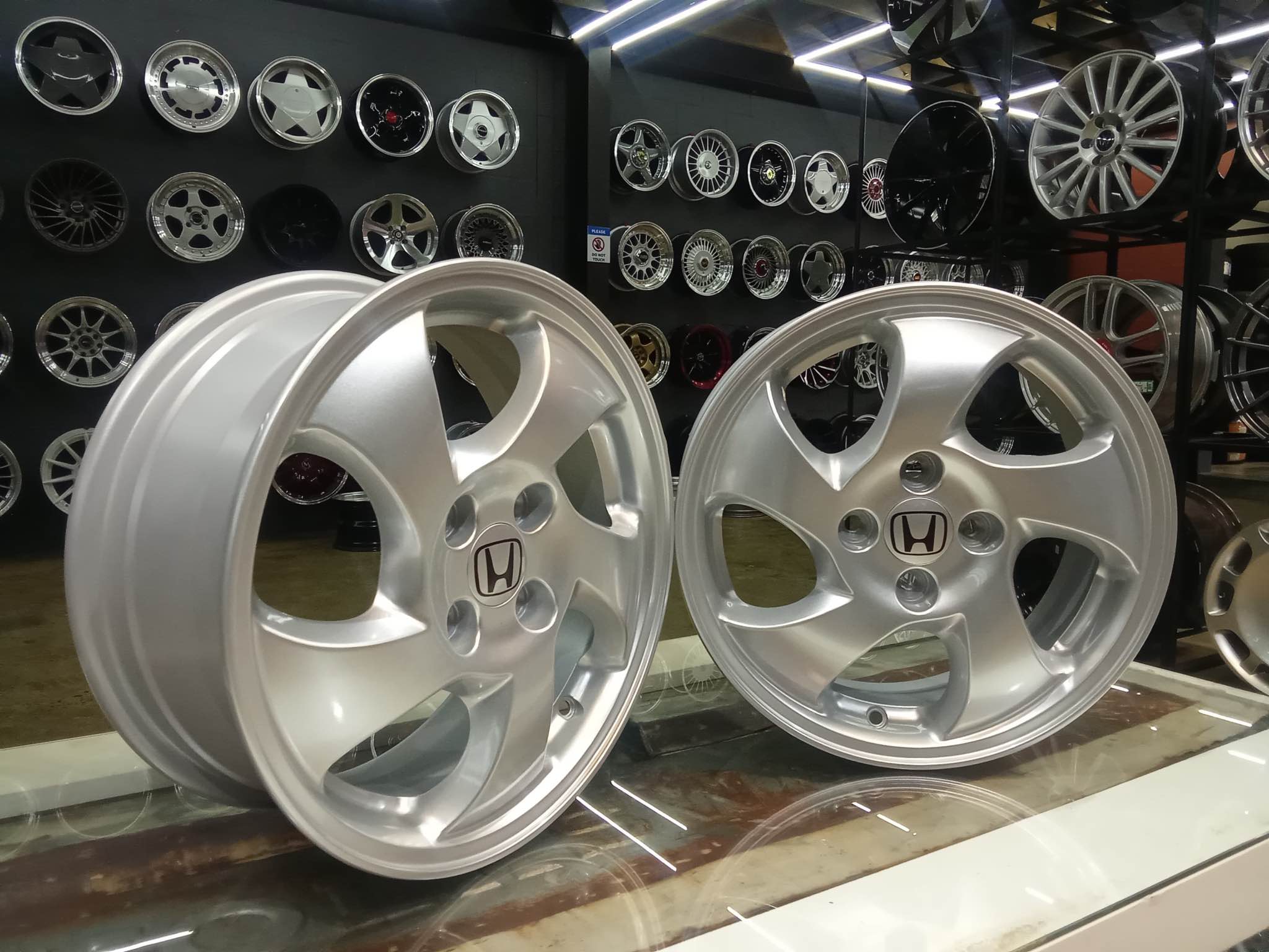 15s V tec reps - Car Wheels, Tires & Parts - Cape Town, Western Cape ...