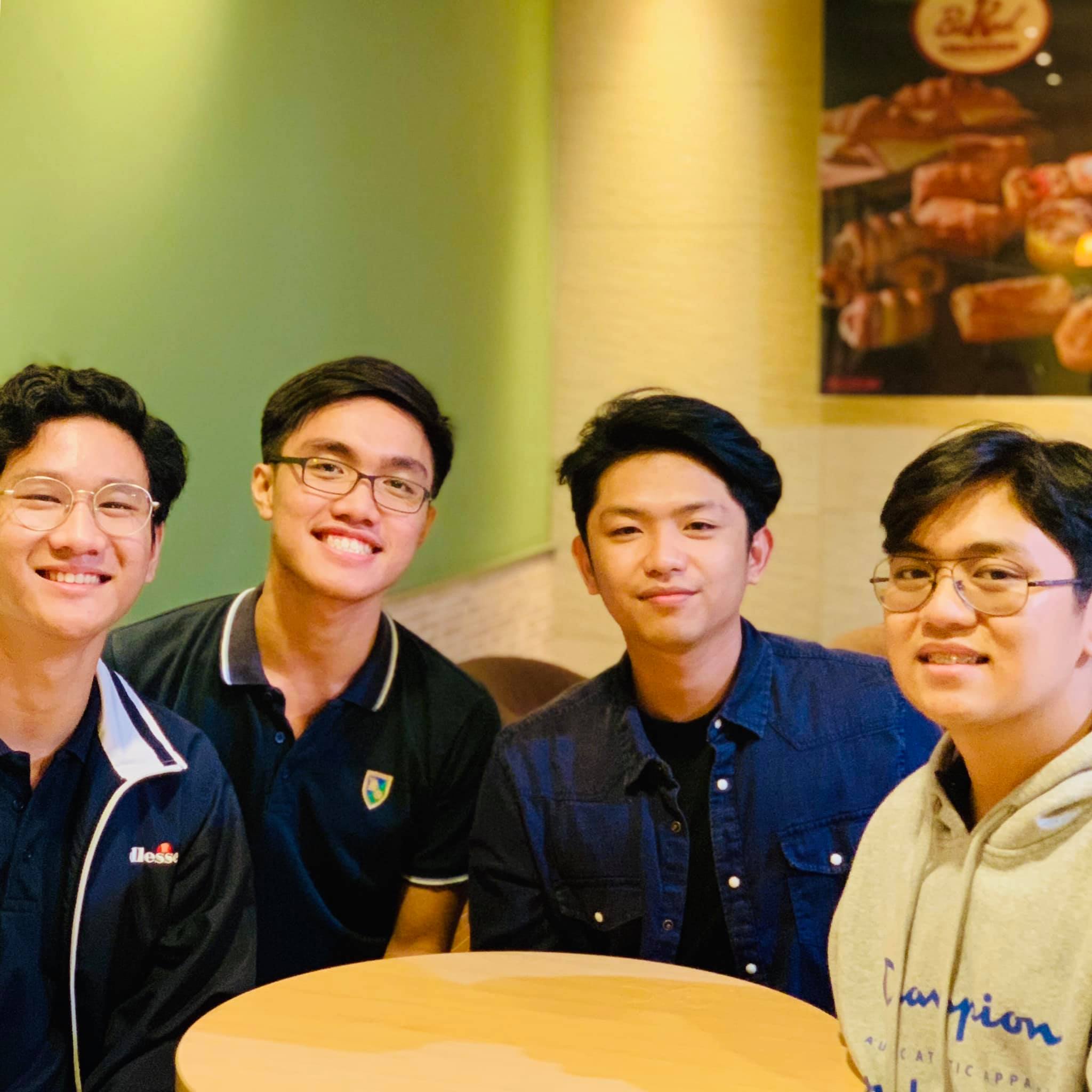VinCentiments - Direk Darryl Yap with Highschool Students... | Facebook