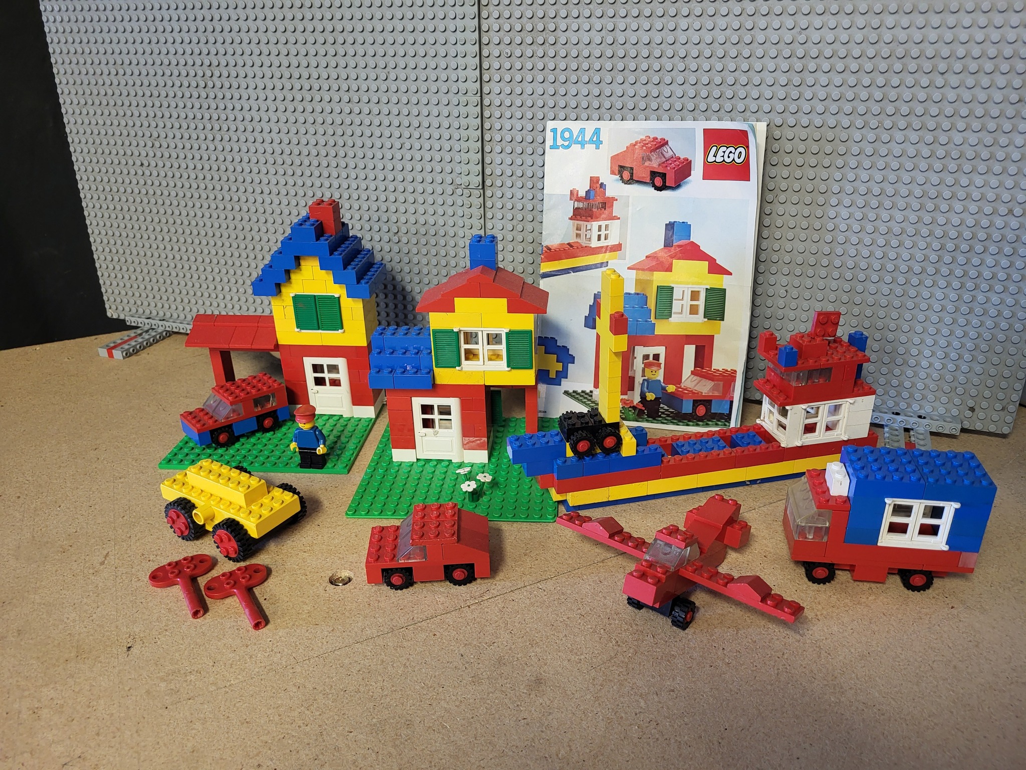 Lego set 1944 from 1983! 1944 LEGO ヤ！！ … 田