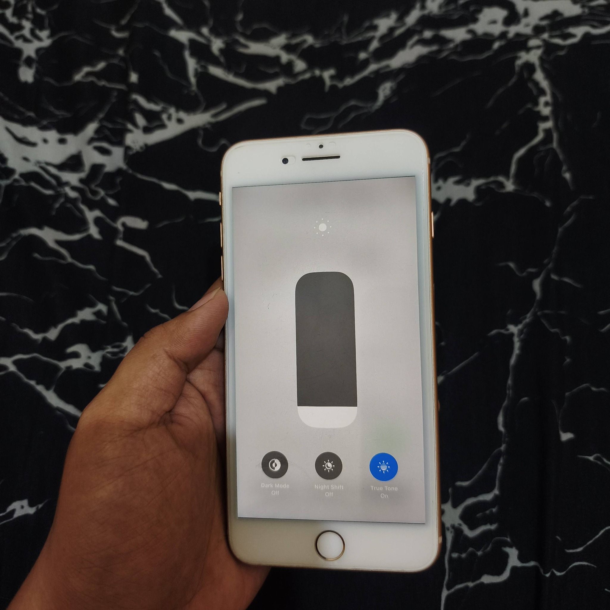 SELLING FOR: IPHONE 8 PLUS ROSE GOLD 64GB STORAGE FACTORY UNLOCKED
