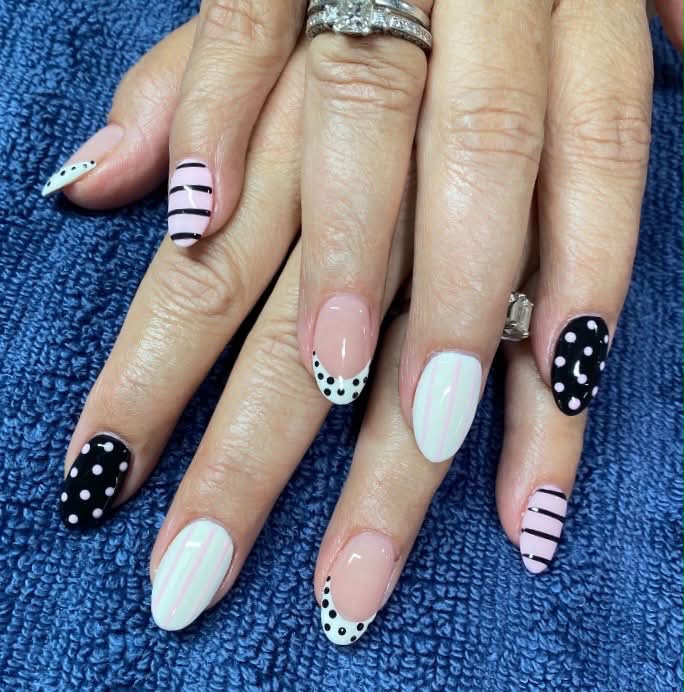 homecoming nail ideas for black dress If you are still trying to settle on your final look Homecoming; tell me the color of your or your preferred length and I can suggest the exact nail vt::Dresses::Style::A-line