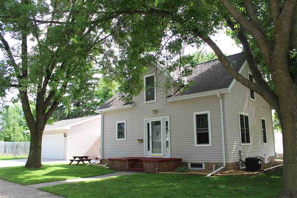 Nikki Free - CoAction Real Estate | Appleton WI