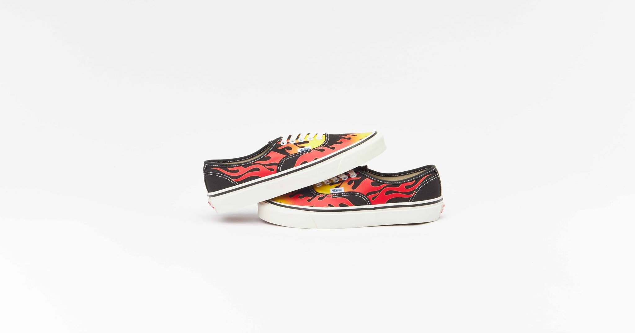 New in: Vans Authentic 44 Dx Anaheim Factory Epic Flame / Black 
