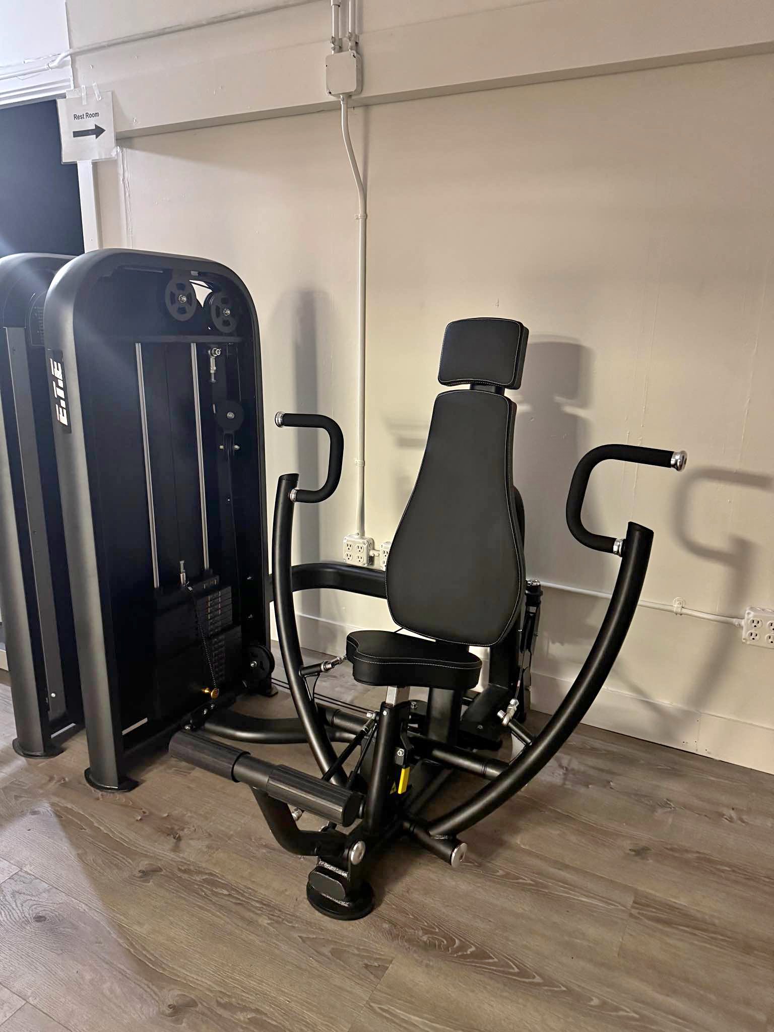 Paramount Rotary Chest Press - Weight Lifting Machines & Racks ...
