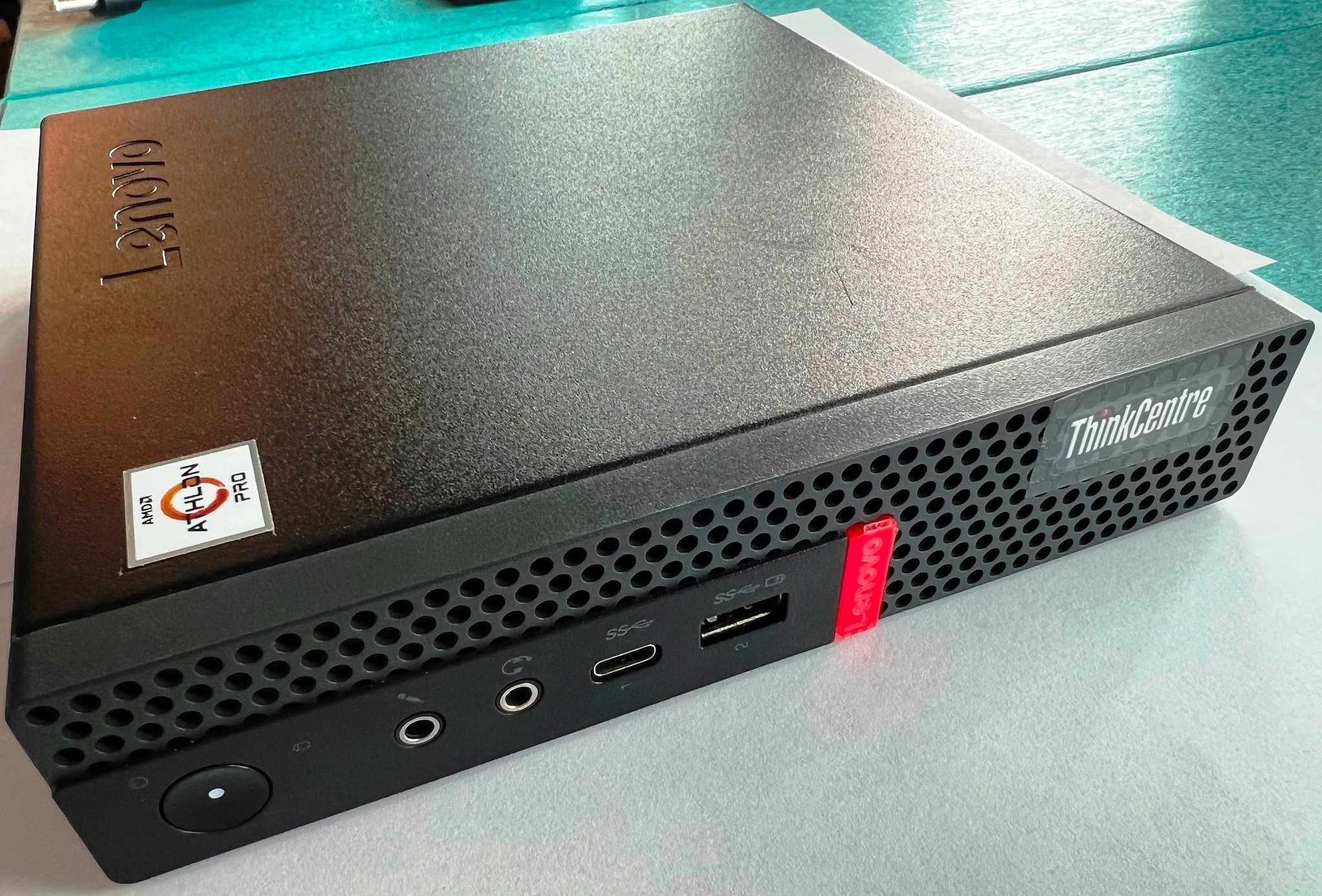 Lenovo ThinkCentre M720Q Tiny Desktop PC (Renewed) – Intel I5 