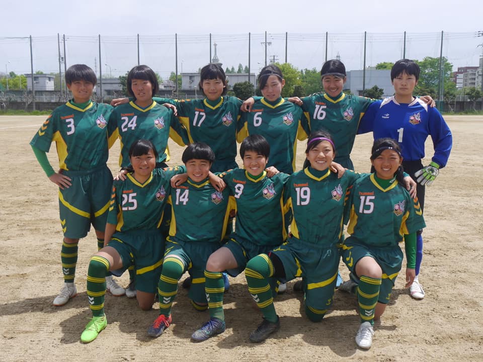 大阪高校春季サッカー大会 4 28 １回戦 鶴見商業高校 Vs 香ヶ丘リベルテ高等学校サッカー部 Facebook