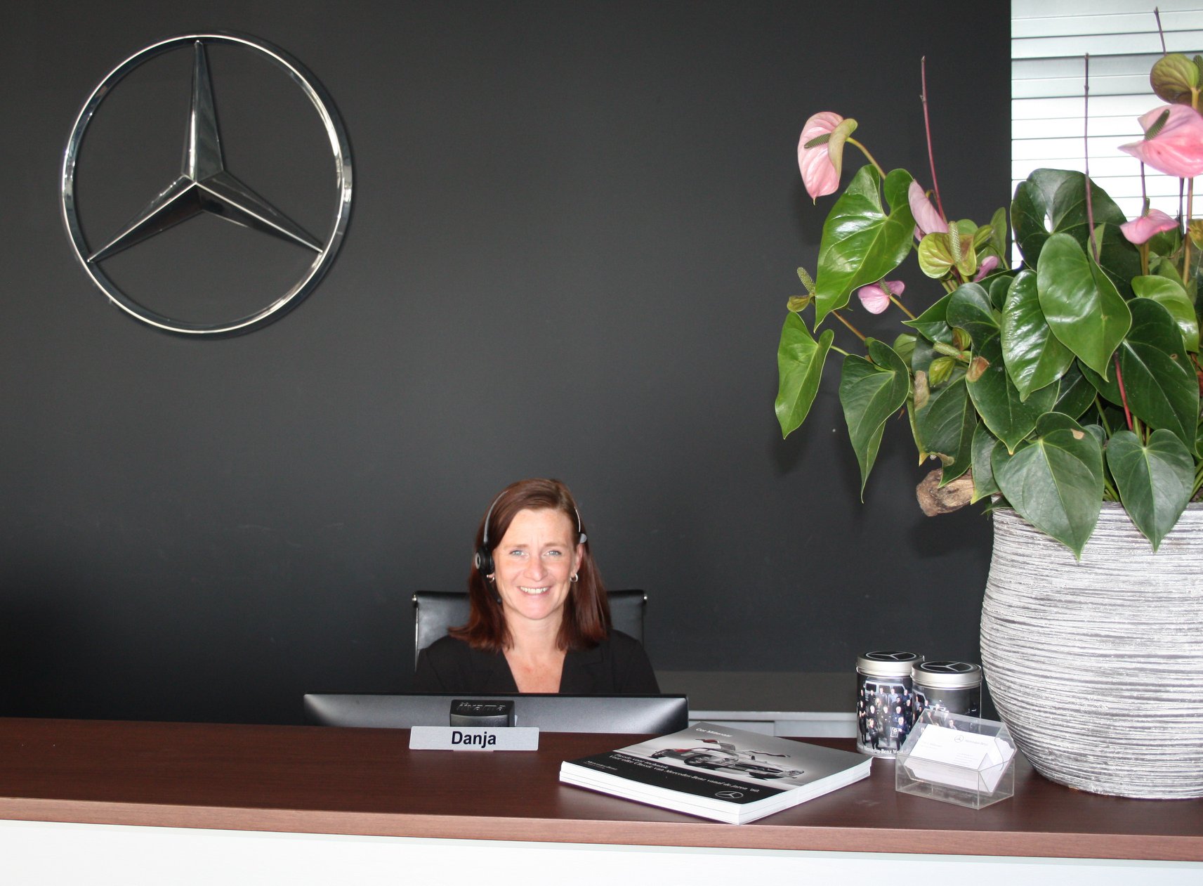 de-cor-millenaar-b-v-mercedes-benz-aalsmeer