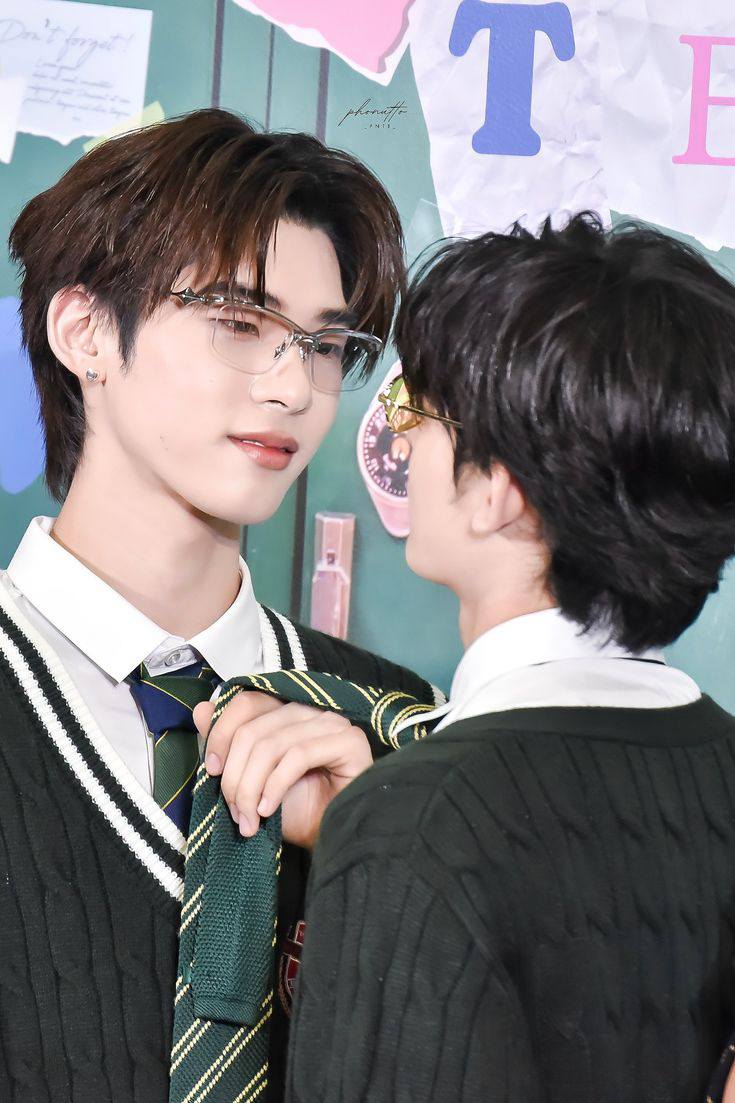 2teePor with glasses✨ #TeeTeePor #DuangWithYouSeries