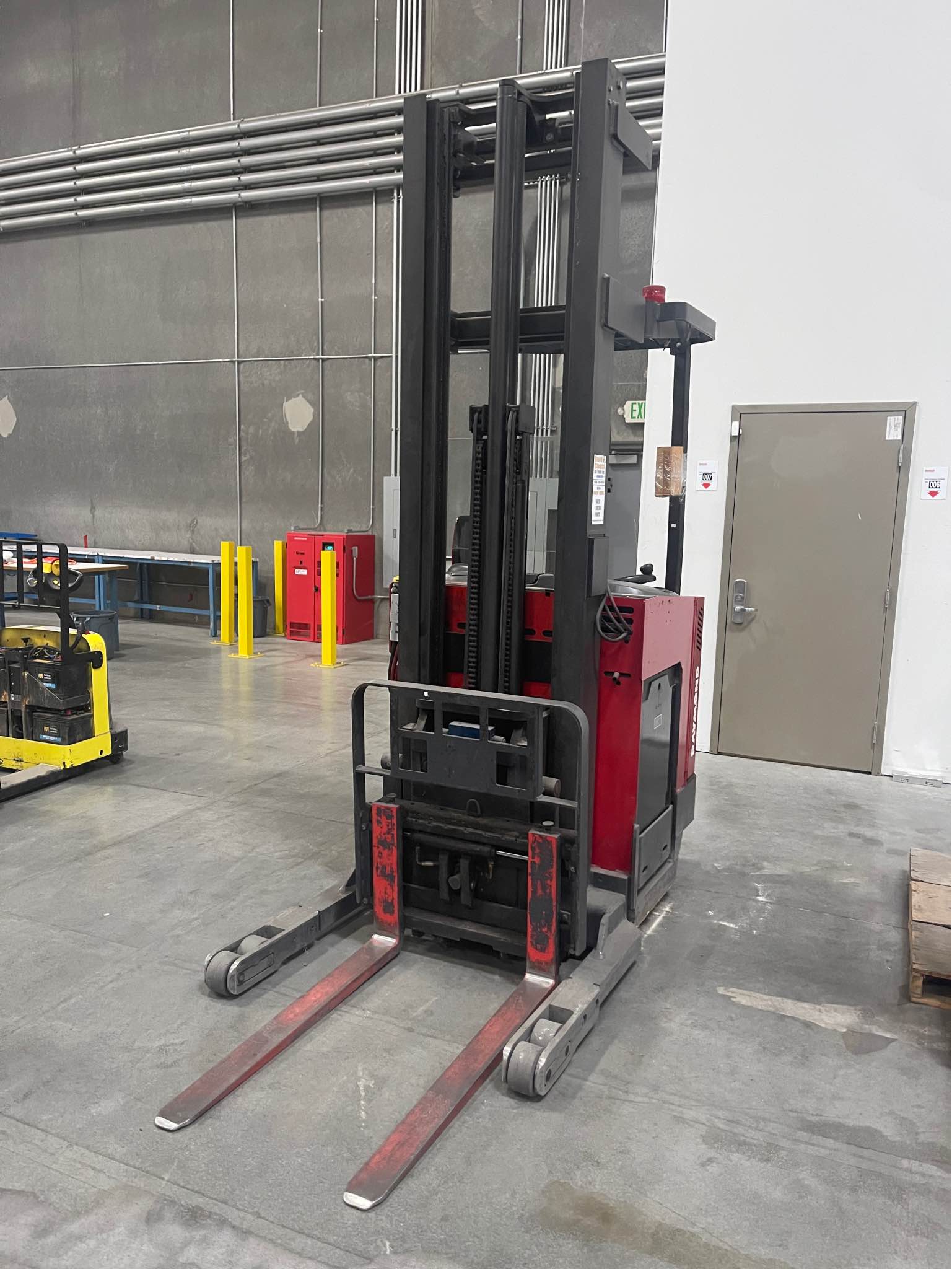 2005 Raymond EASI R30TT