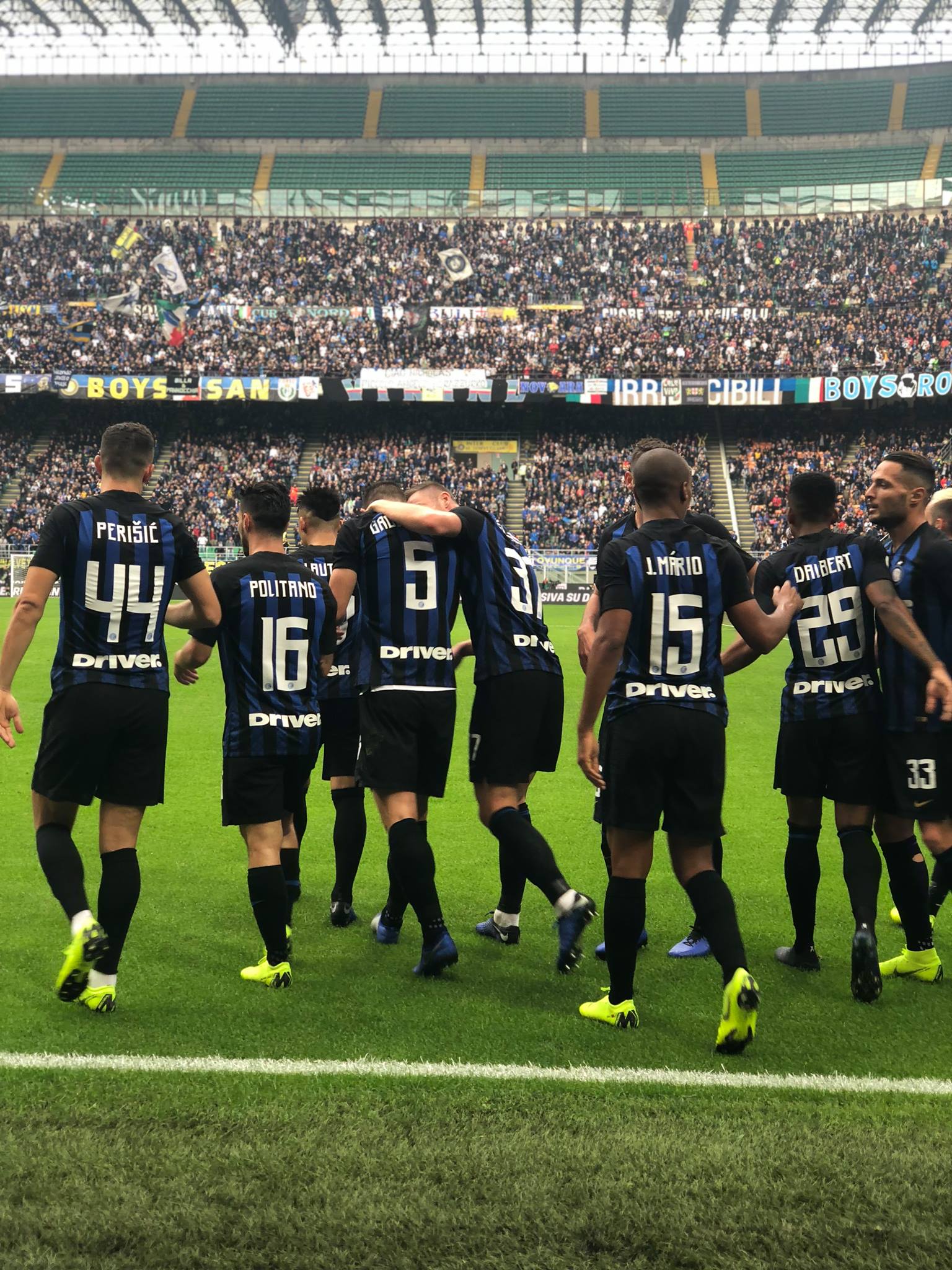 Inter - 🔥🙌🏼⚫️🔵 #ForzaInter | Facebook