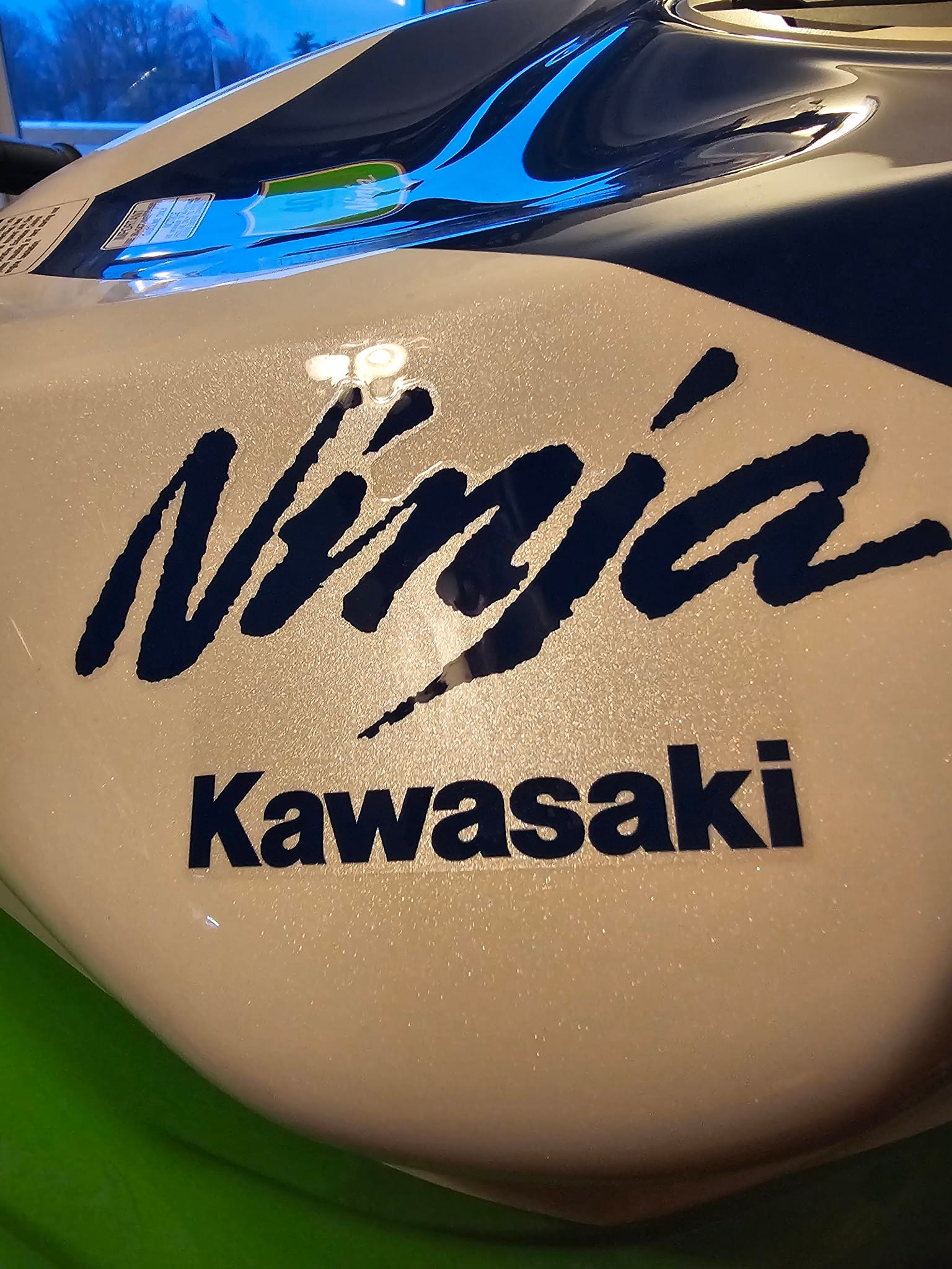 24 Ninja zx6r 636 ABS 40th anniversary edition