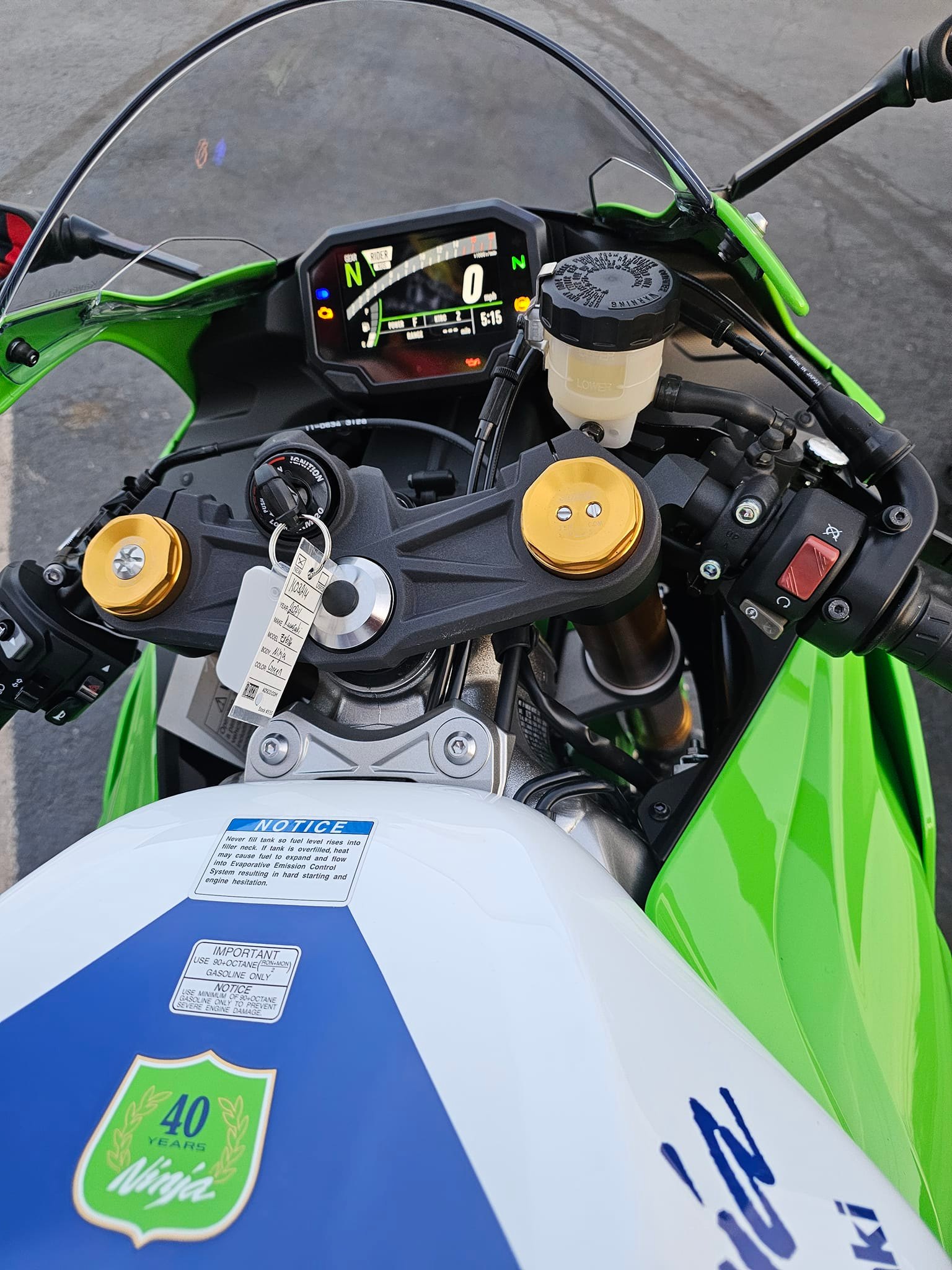 24 Ninja zx6r 636 ABS 40th anniversary edition