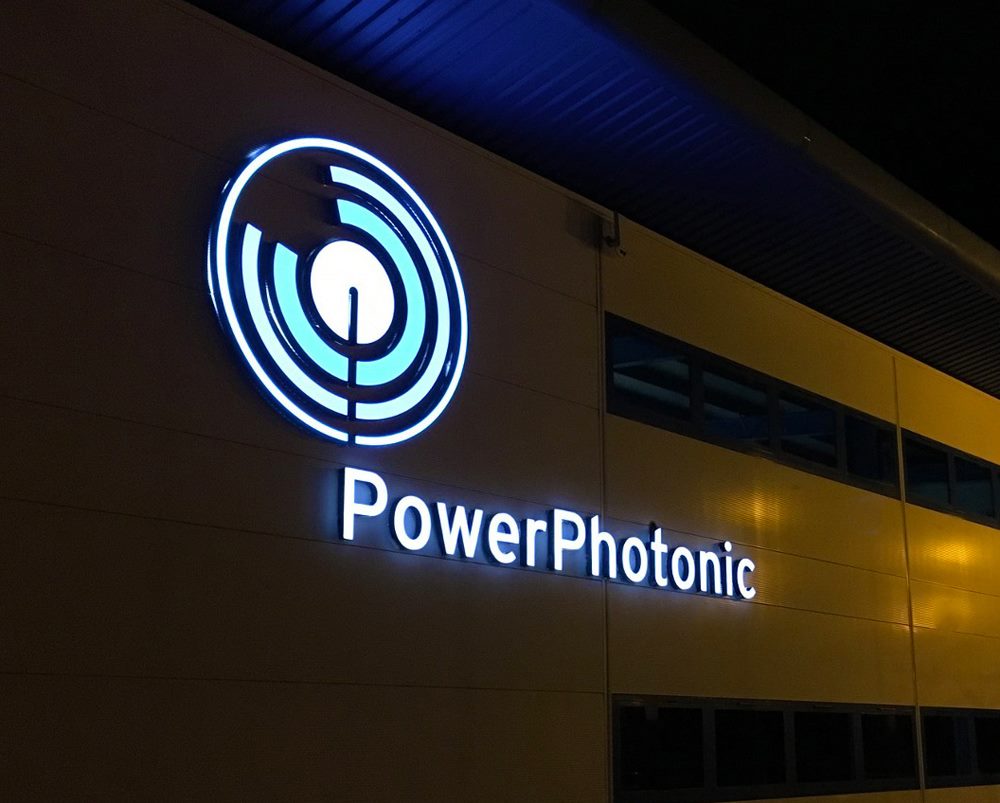 Sign Plus - The power of illumination... No matter what... | Facebook