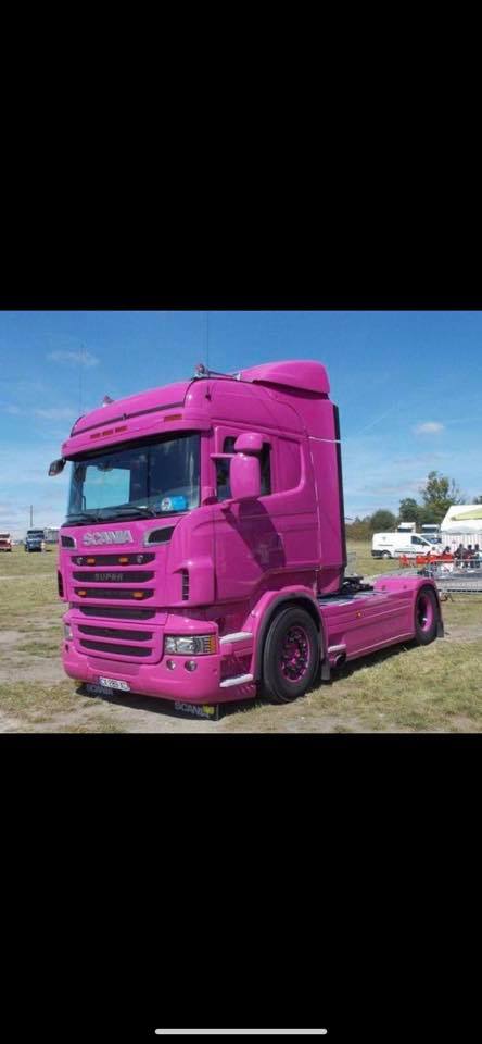 welke-vrouw-verdiend-deze-scania-chauffeurs-nederland-facebook