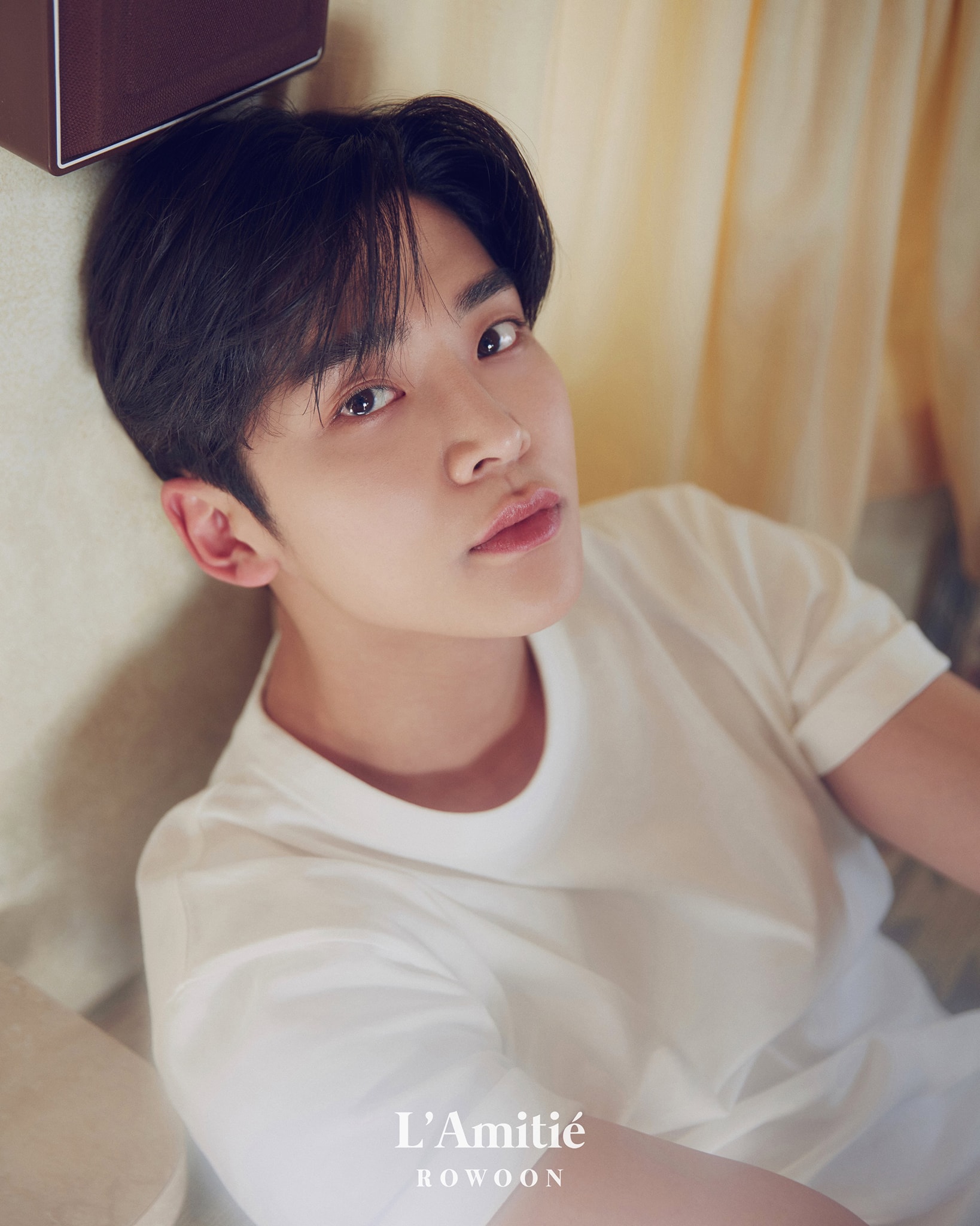 SF9 1st PHOTO BOOK [L