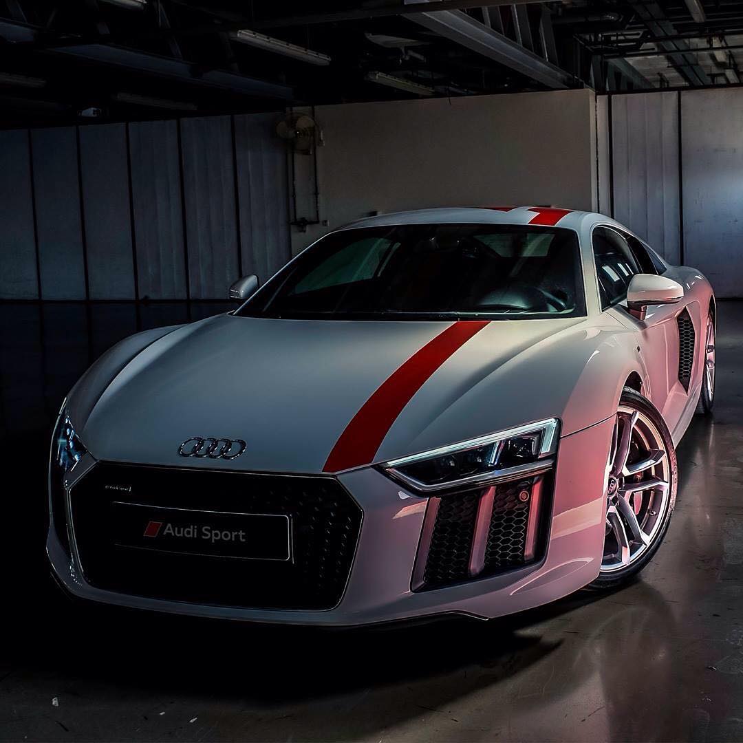 Cars Addiction - There's a fine line between powerful speed and dynamic ...