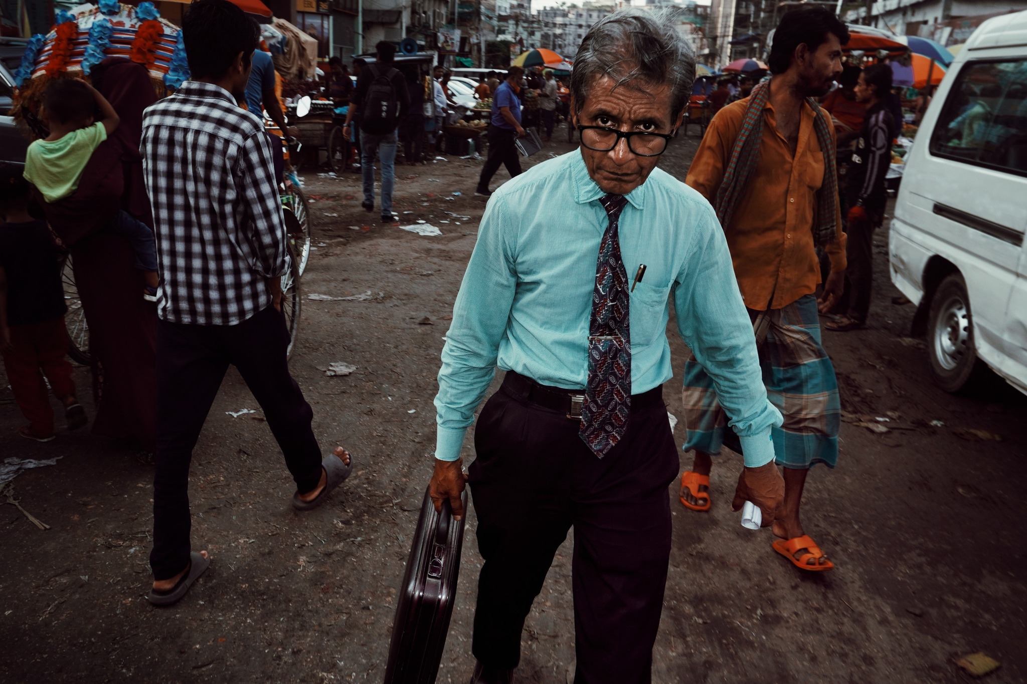 Series : Pedestrian (Ongoing)... - Bijoy Krishna Paul | Facebook