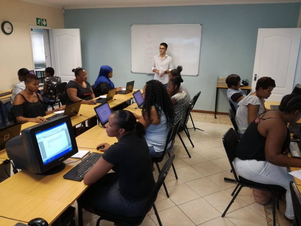 MS OFFICE COURSE The MS... - Quest Computer Skills Centre