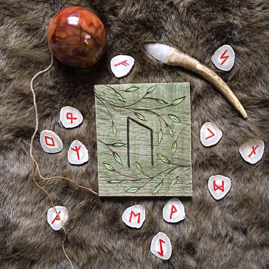 Kanbeon - The Rune Series: Urez ~ Healing Powers. Viking... | Facebook