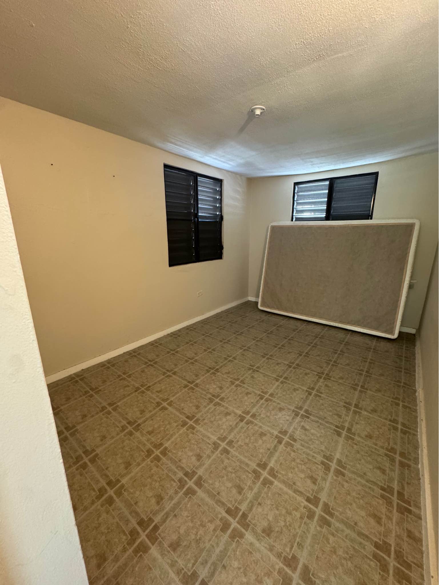 APARTAMENTO/STUDIO - AVE. MUÑOZ RIVERA EN PONCE - Property Rentals ...