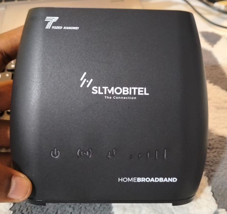 Router Pisso (රව්ටර් පිස්සෝ ) | ZLT S10 Unlock Router එකක Operator ...