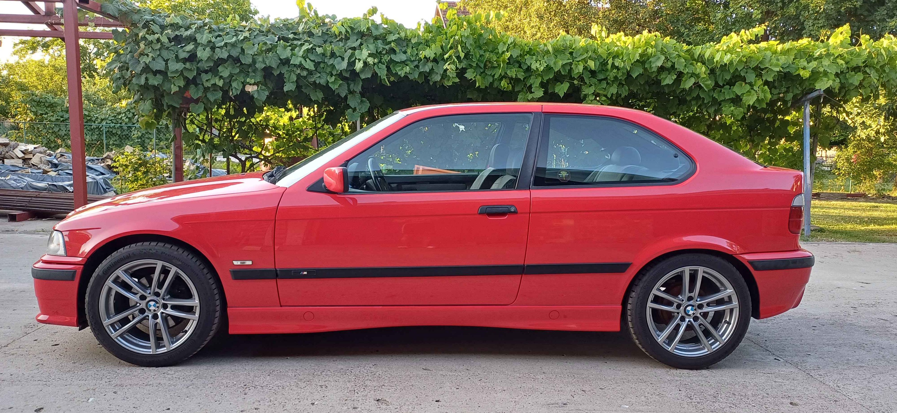 BMW E36 COMPACT 1.6i M Sport paket