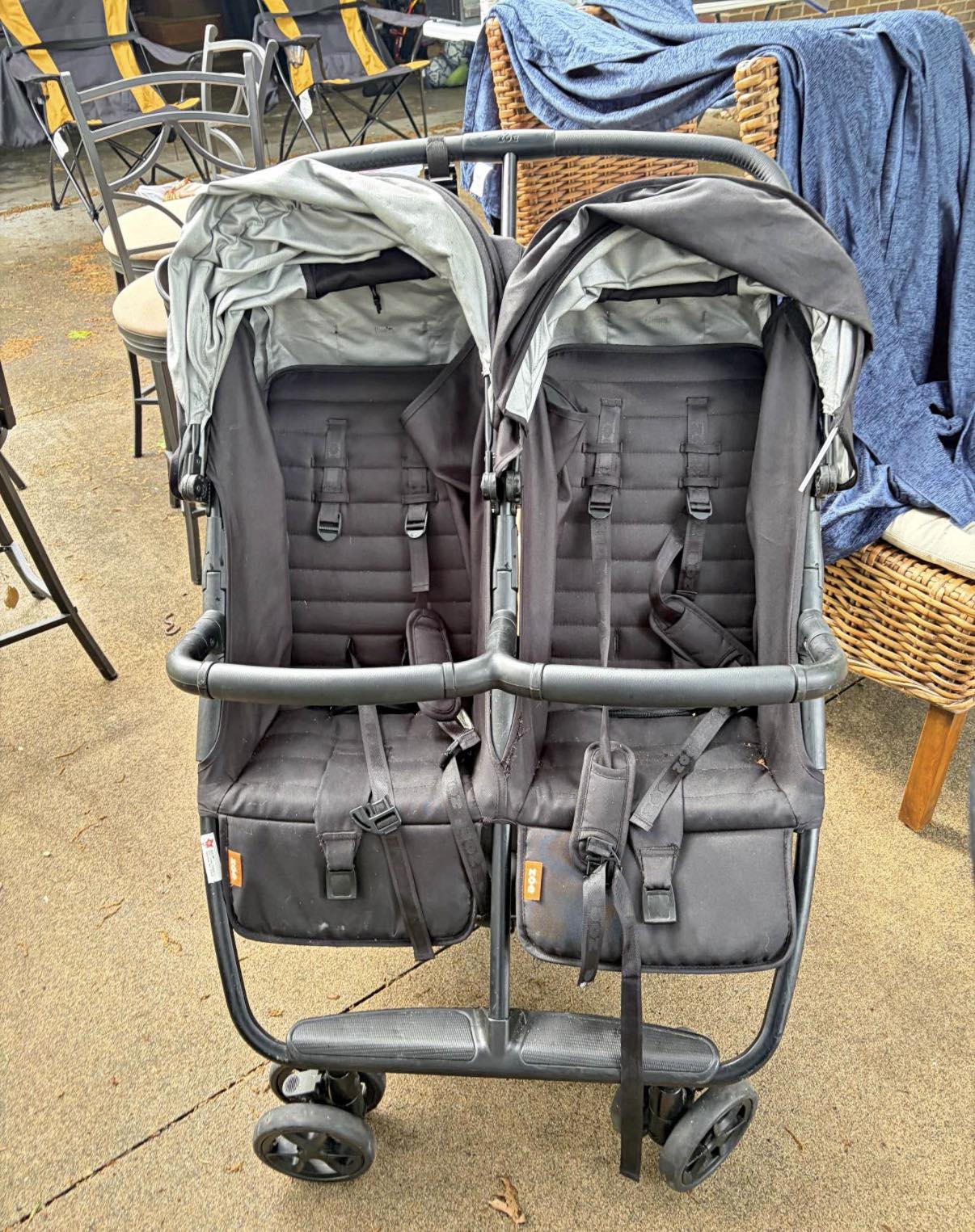 car seat bunting uppababy Stroller Footmuff Bag for Winter – Universal Stroller Cover for Cold Weather, Compatible with Vista V2 / V3 / Vista/Cruz/Cruz V2 / RumbleSeat/Ridge/Minu – Storage Bag Included : Baby Color:Black w/ chartreuse fin NL Board Shape_True Twin Laptop Bag Best Backpack including Vista
