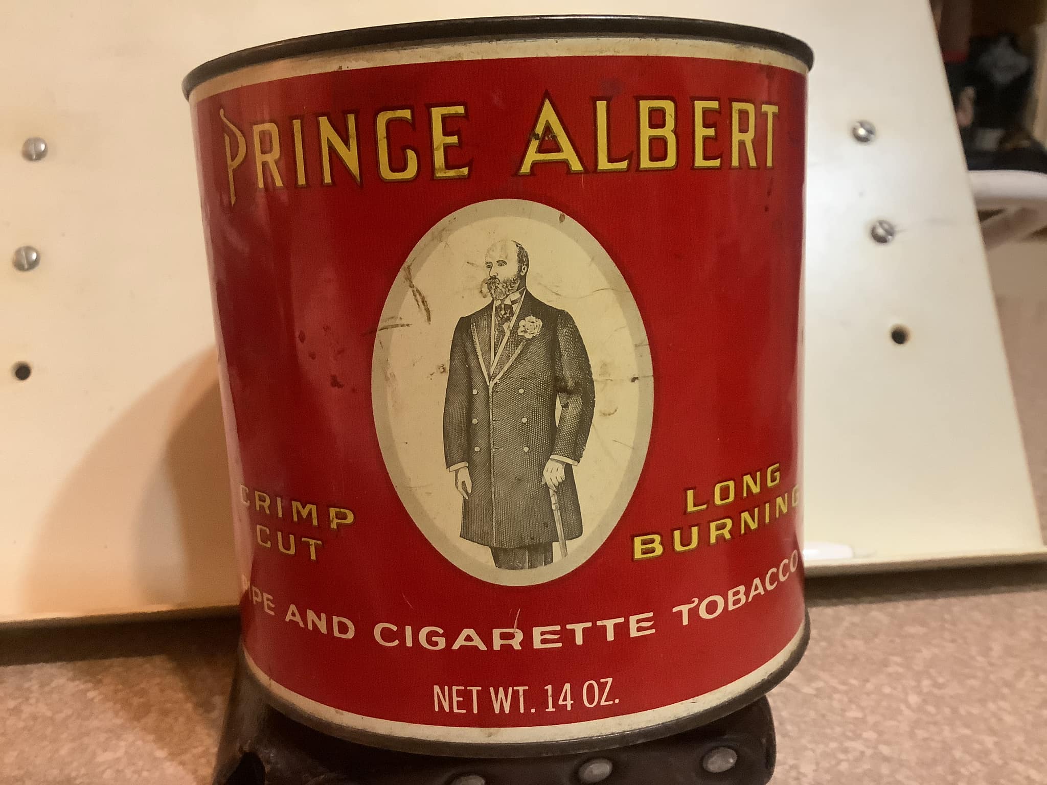 smokeless tobacco facts What is smokeless tobacco? It's tobacco that isn't burned, but that doesn't  mean it's safe. These products are used by chewing, placing in the mouth,  or dissolving, and the nicotine is still